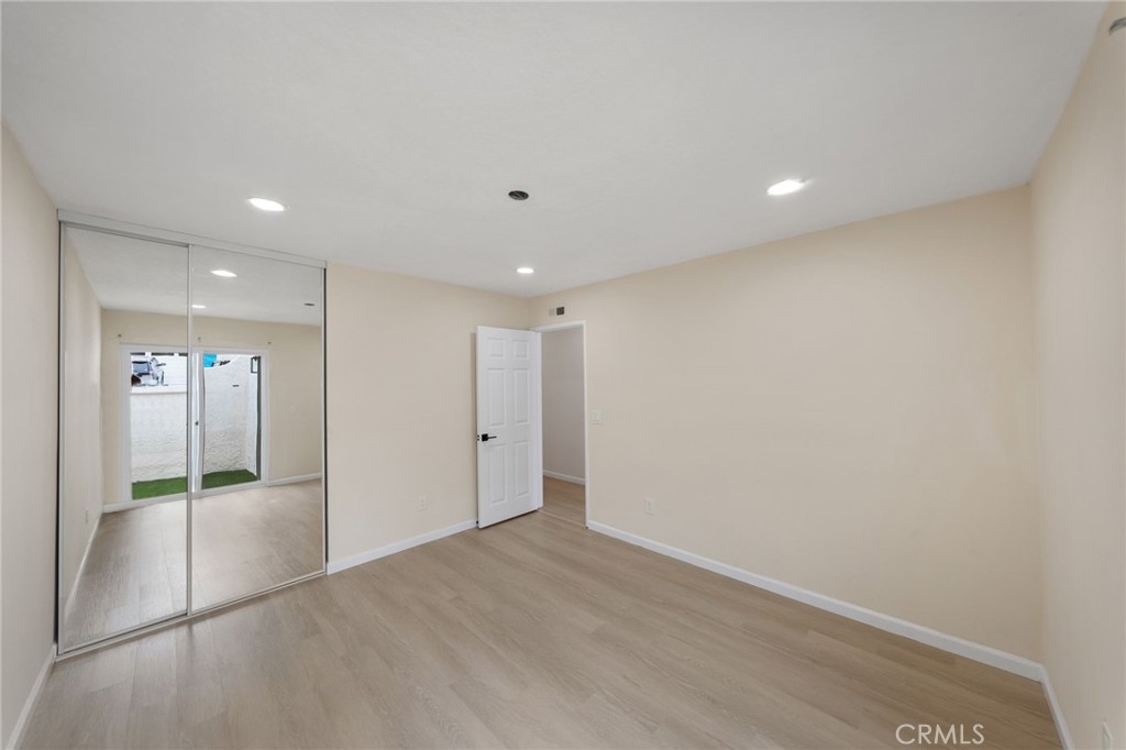1723 Larkhaven Glen