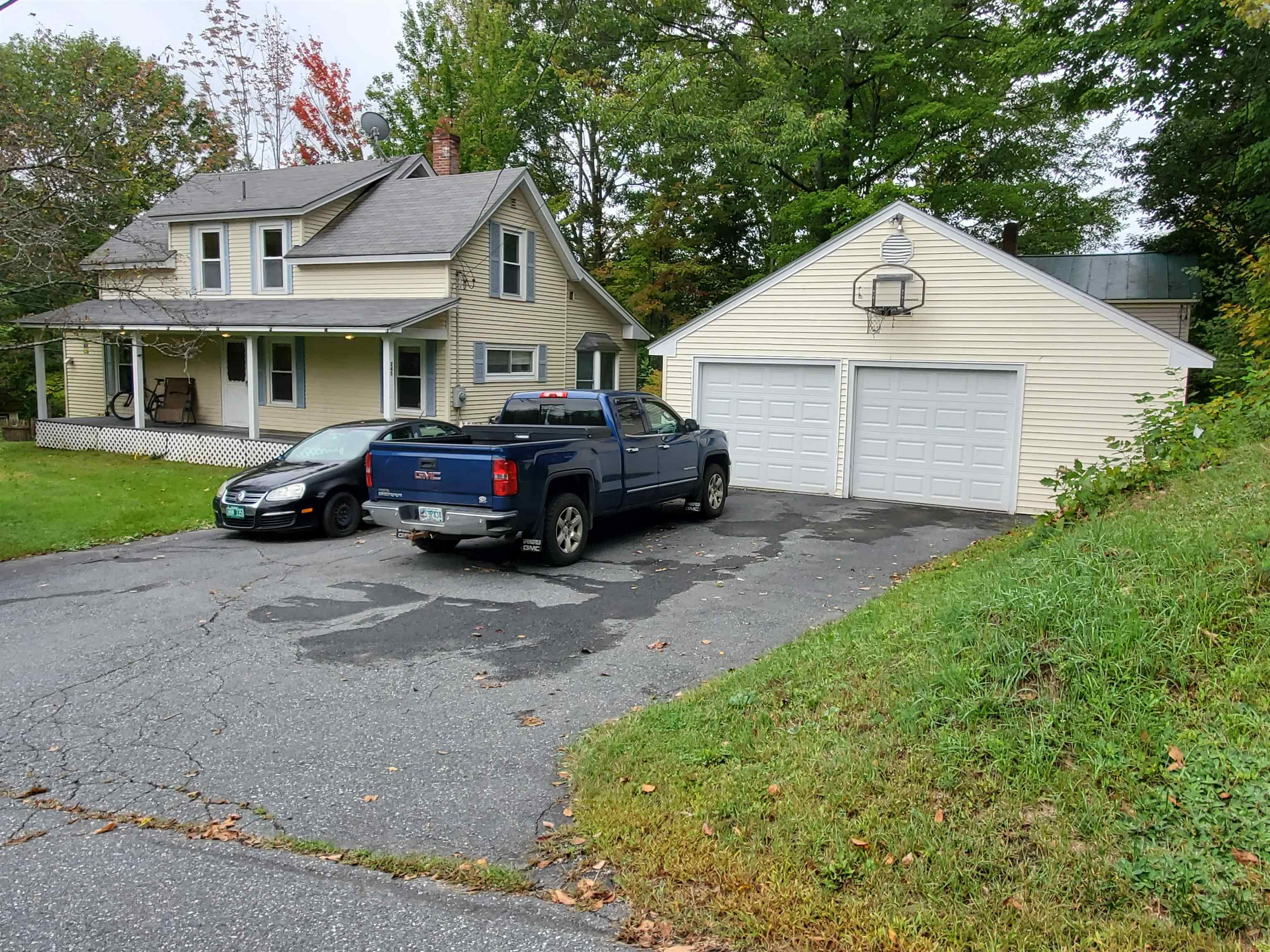 245 Bank Street Extension