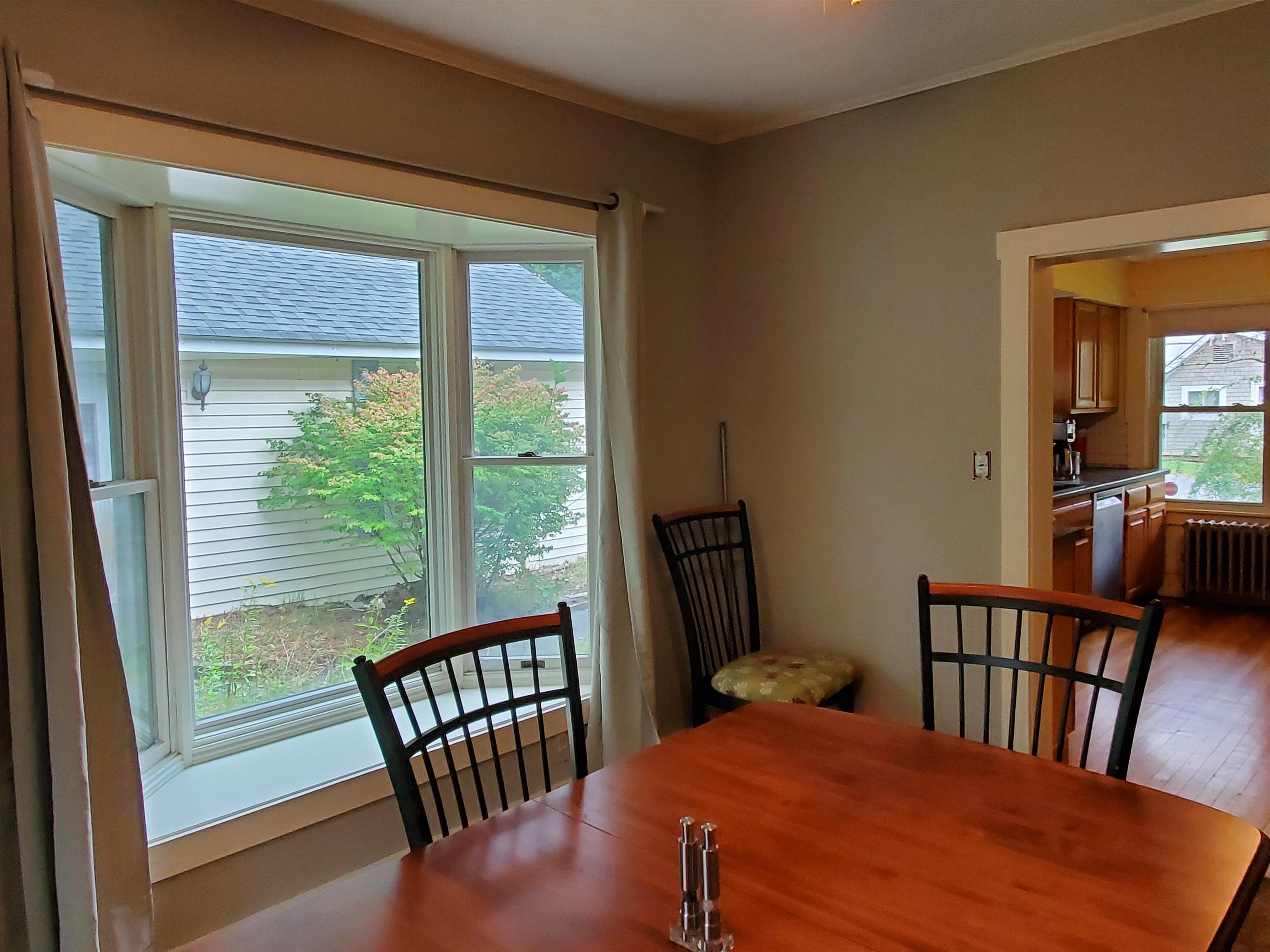 245 Bank Street Extension