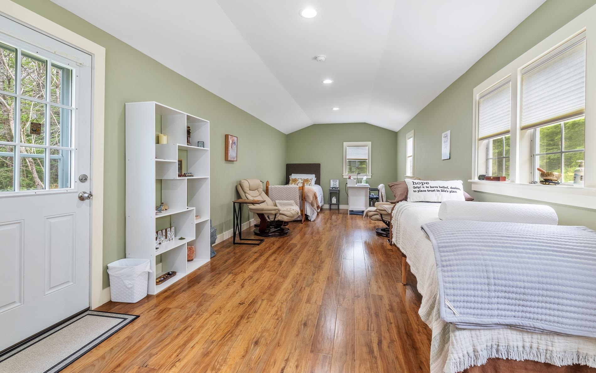 10 Pete Daniels Road