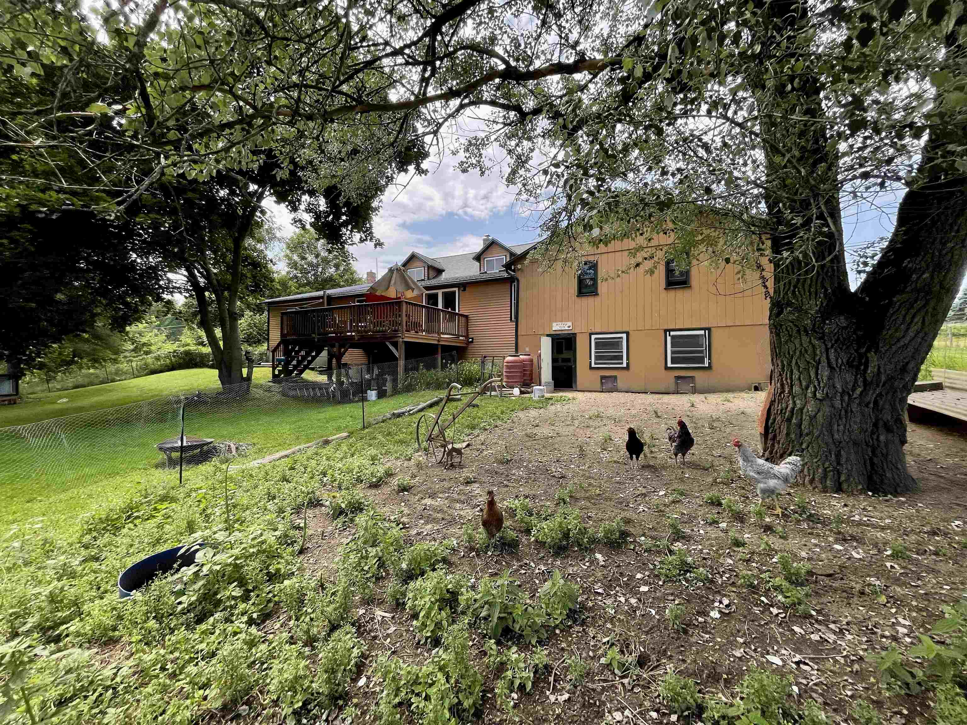 5887 VT Route 5 South