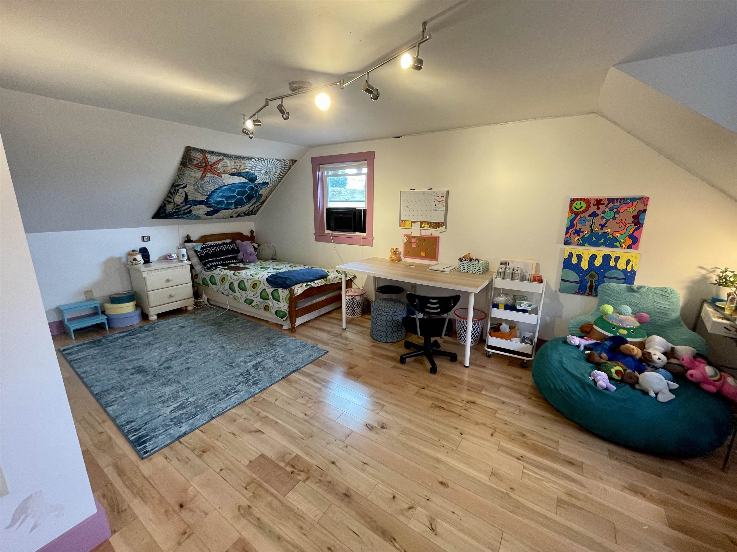 5887 VT Route 5 South