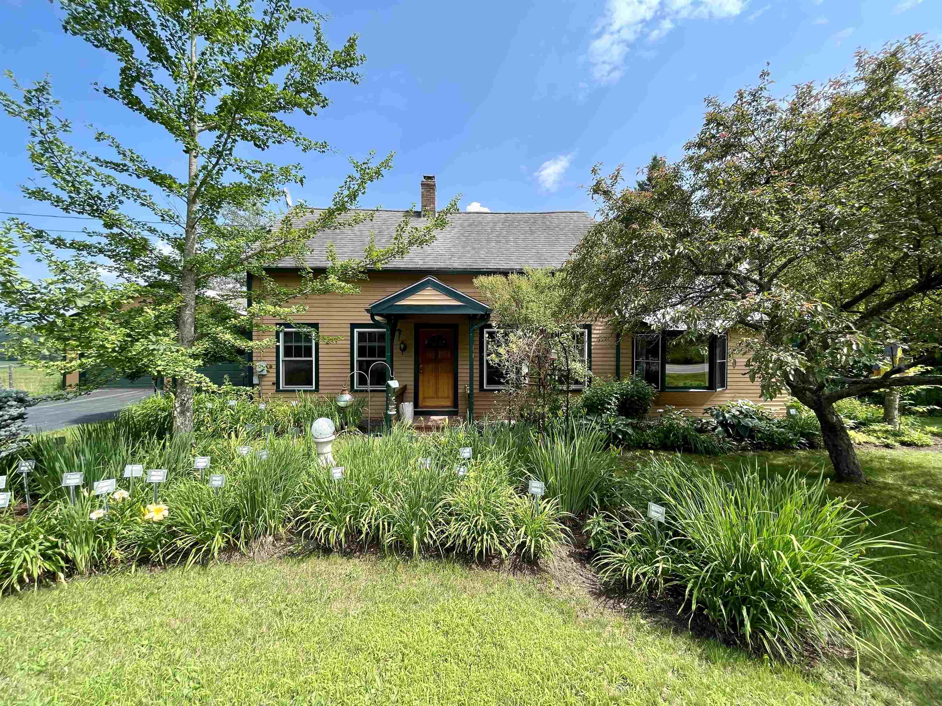 5887 VT Route 5 South