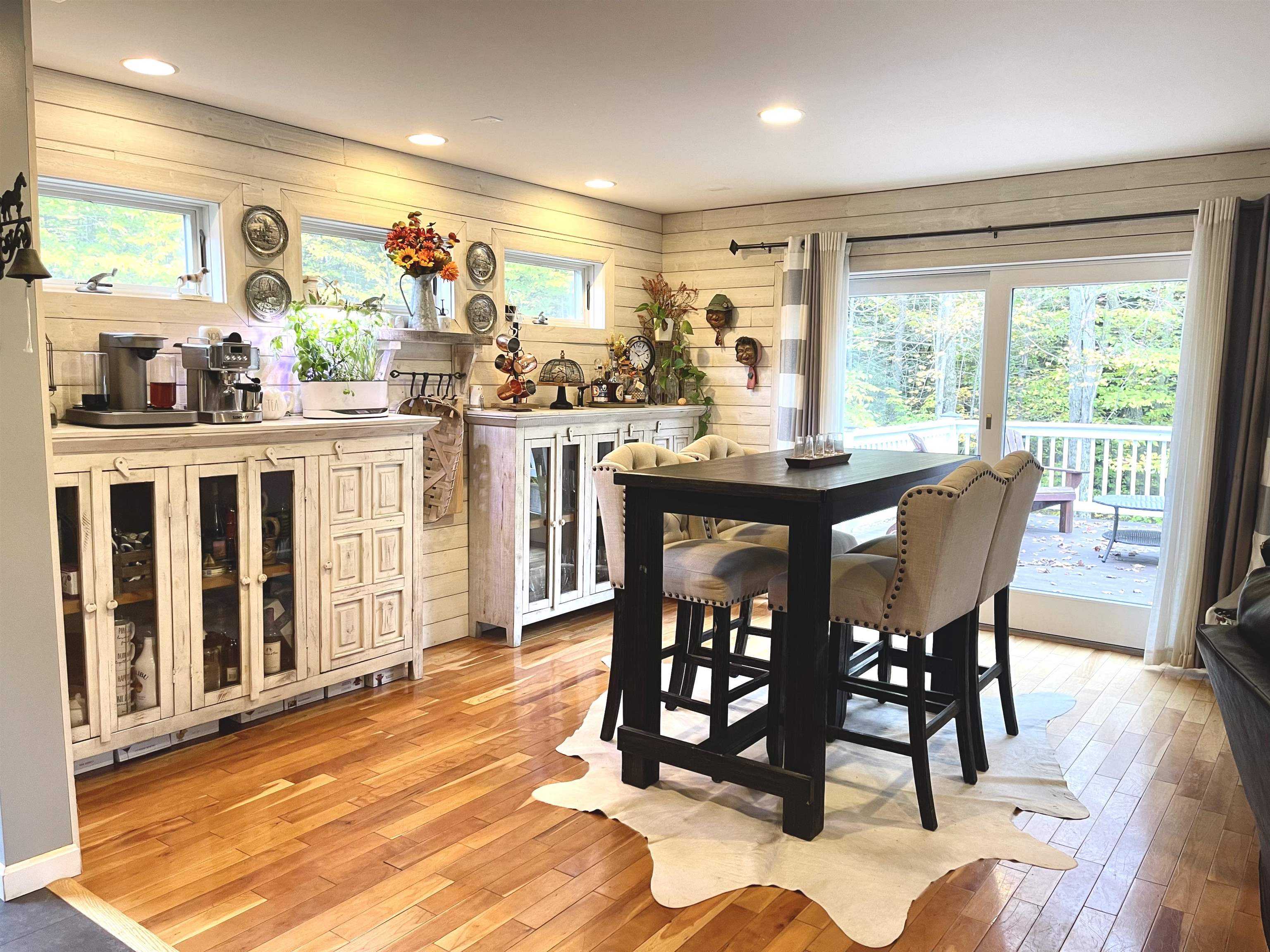 252 Davidson Hill Road