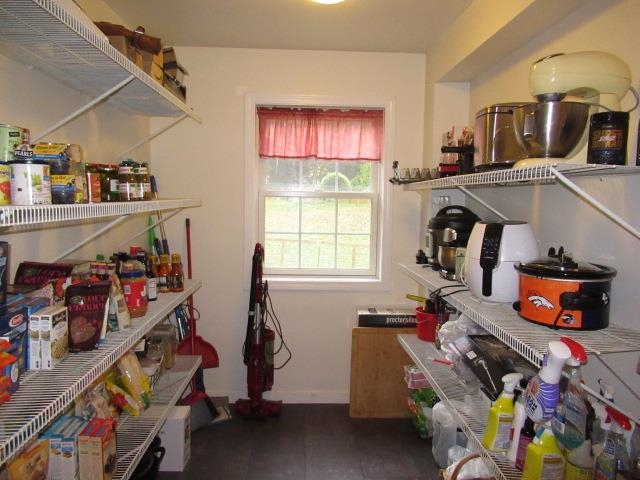 252 Davidson Hill Road