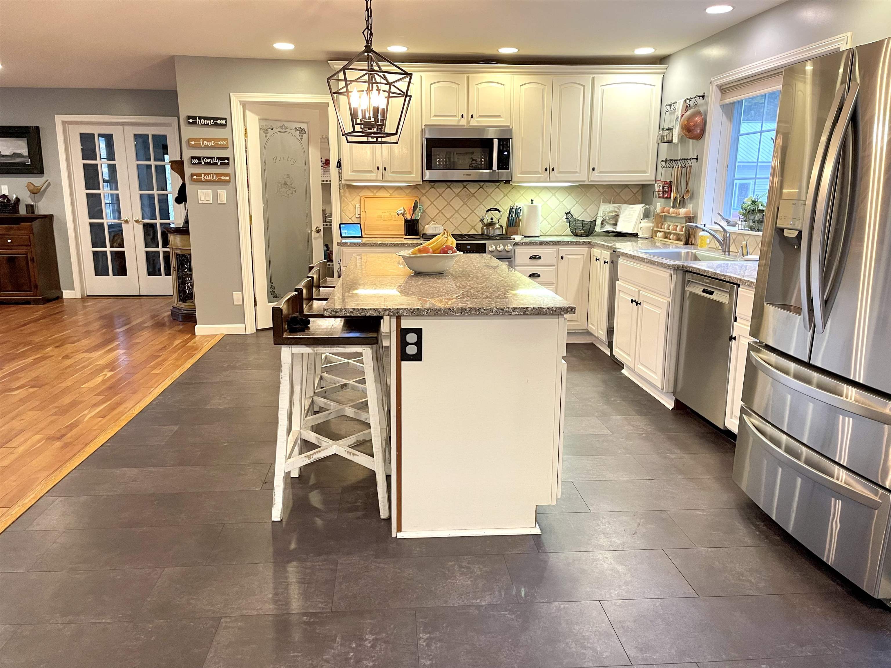 252 Davidson Hill Road