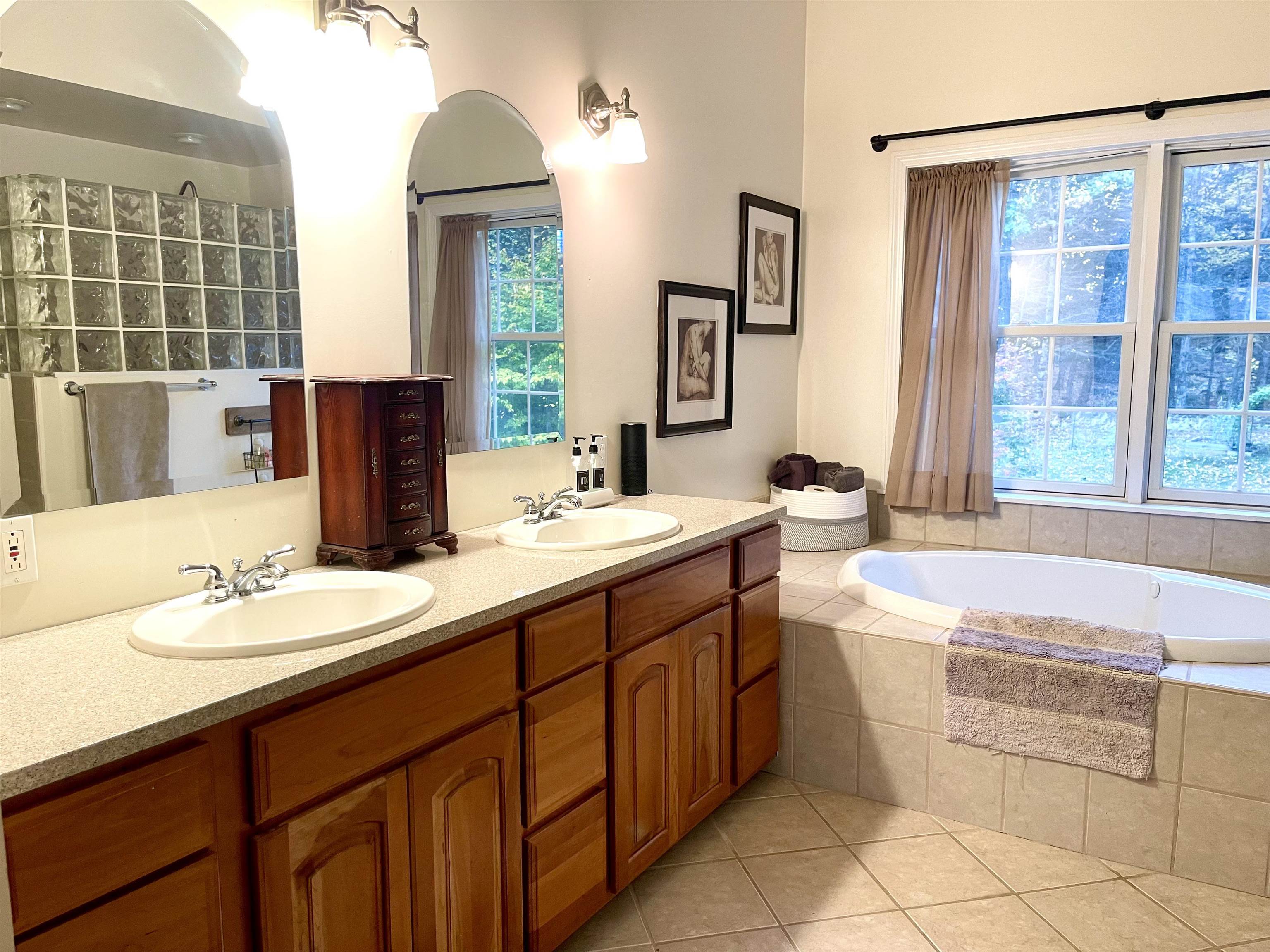 252 Davidson Hill Road