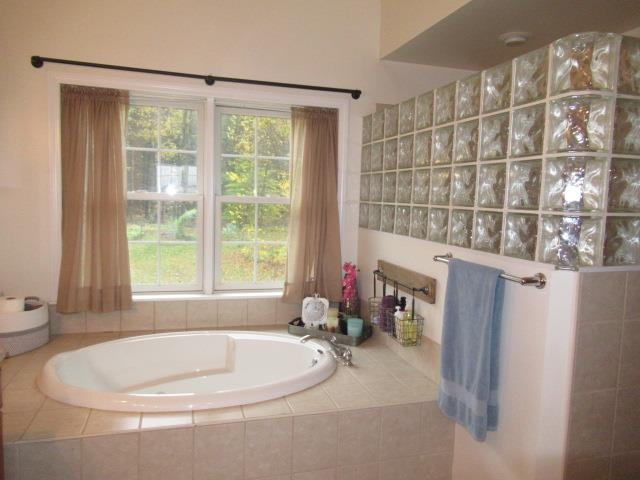 252 Davidson Hill Road