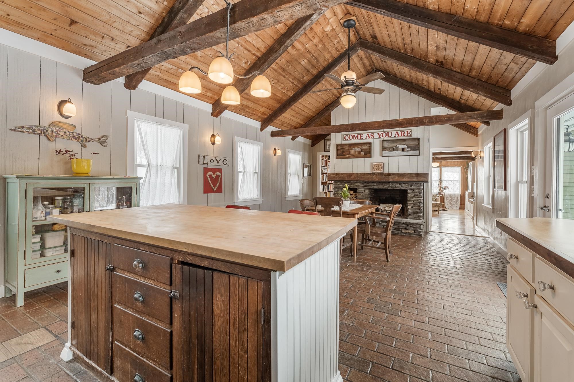 462 Hanover Center Road