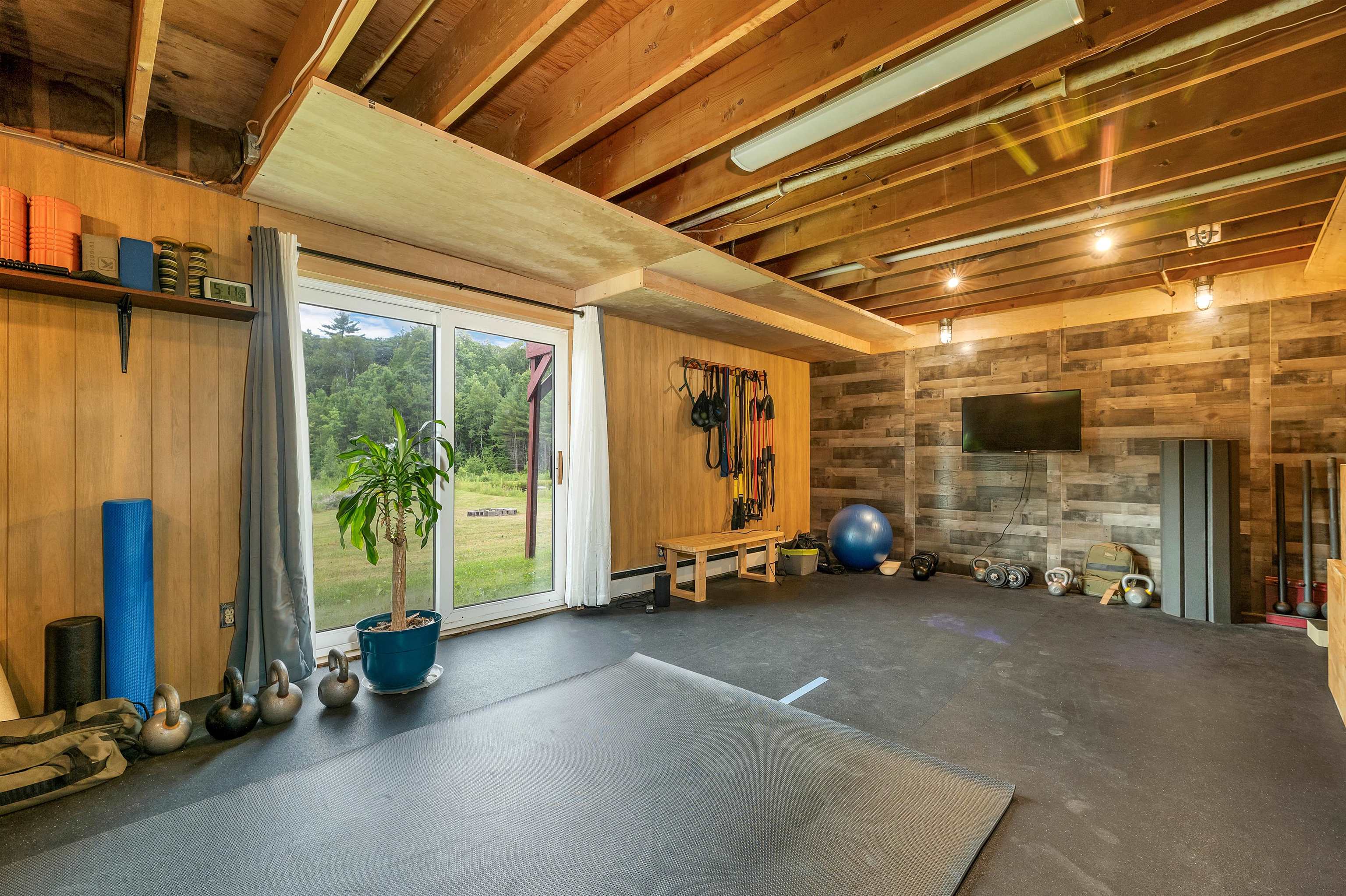 2283 Chase Hollow Road