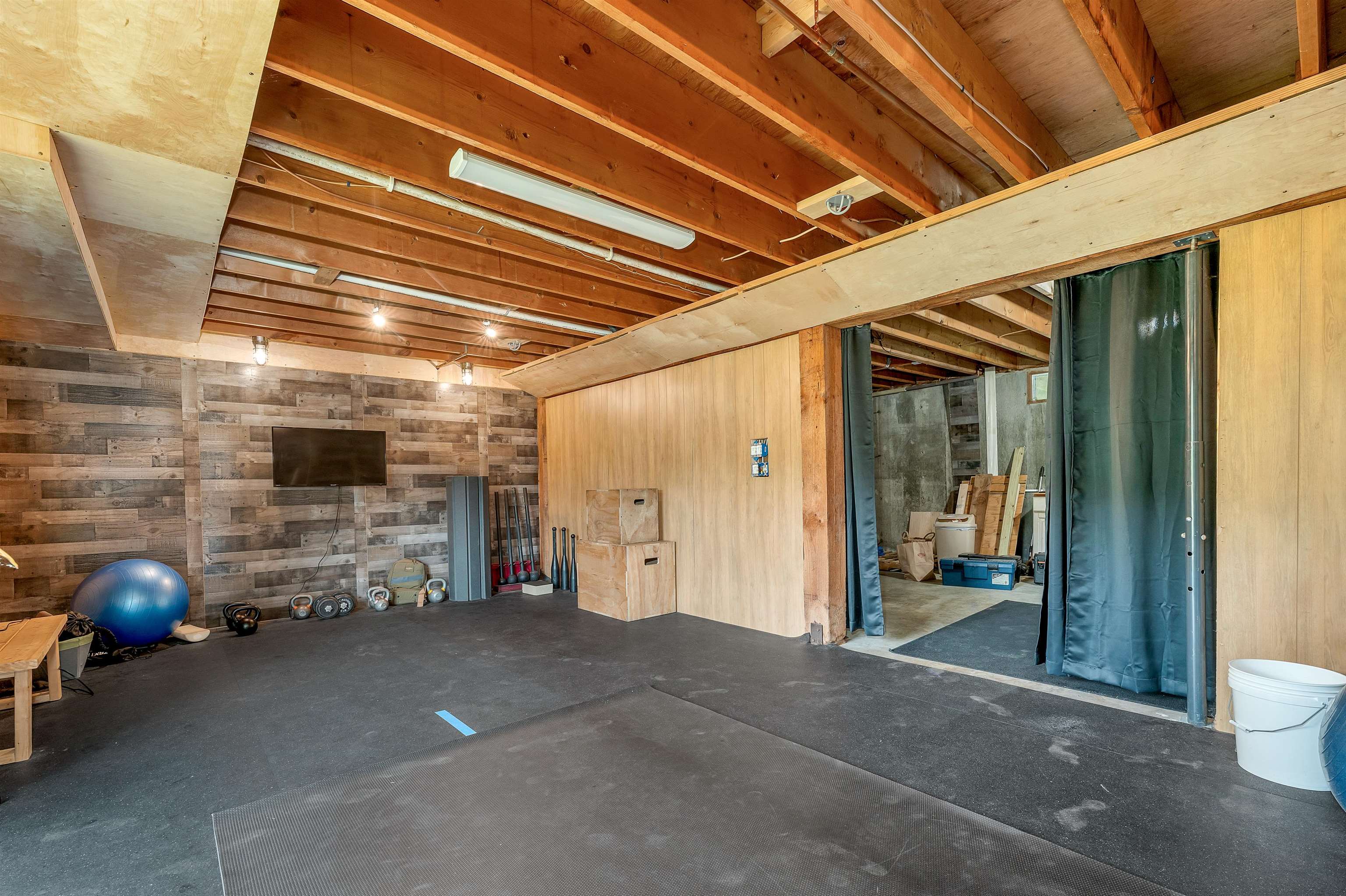 2283 Chase Hollow Road