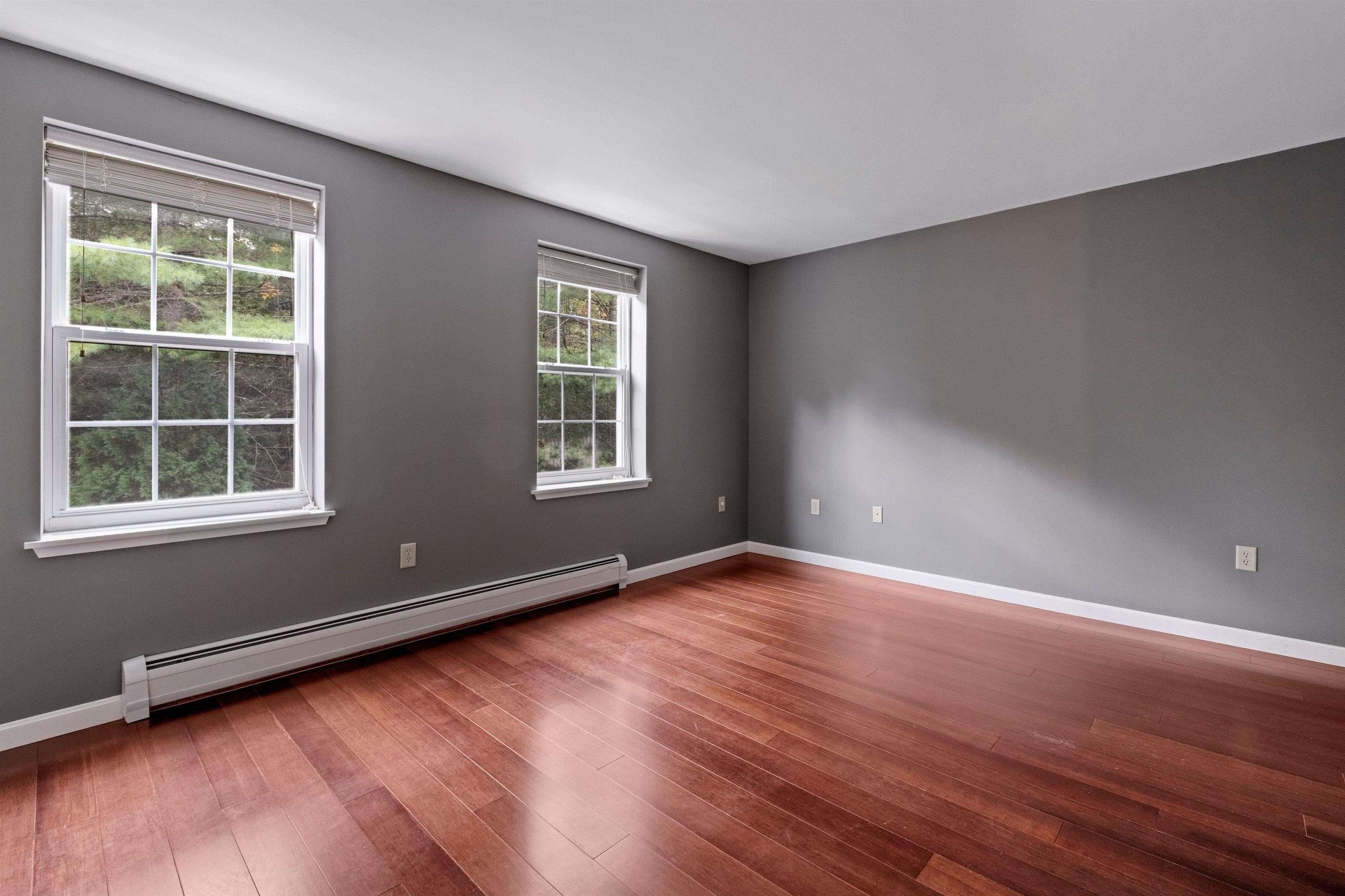 2680 Hartford Avenue Unit: 15