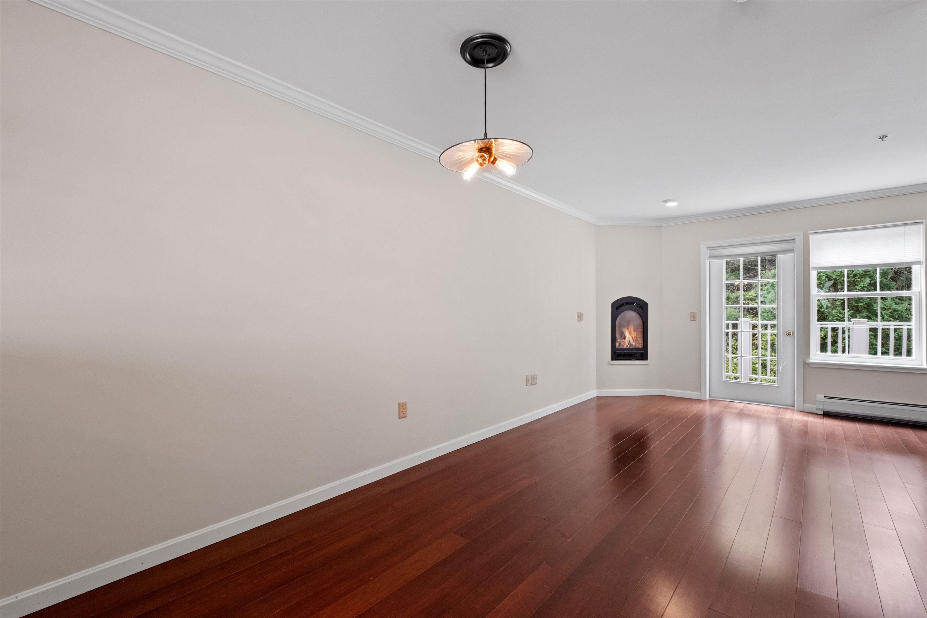 2680 Hartford Avenue Unit: 15