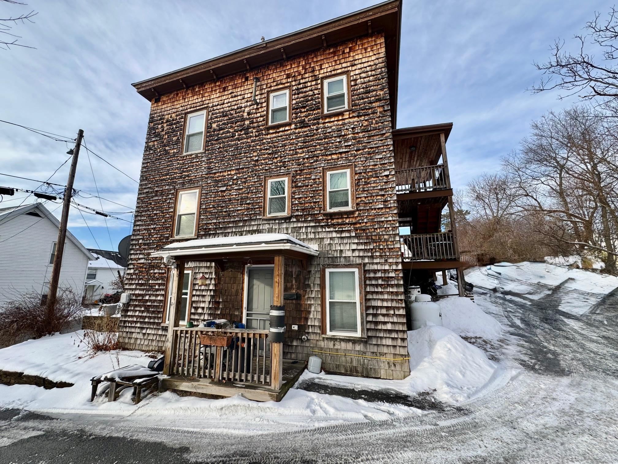 7 Light Street