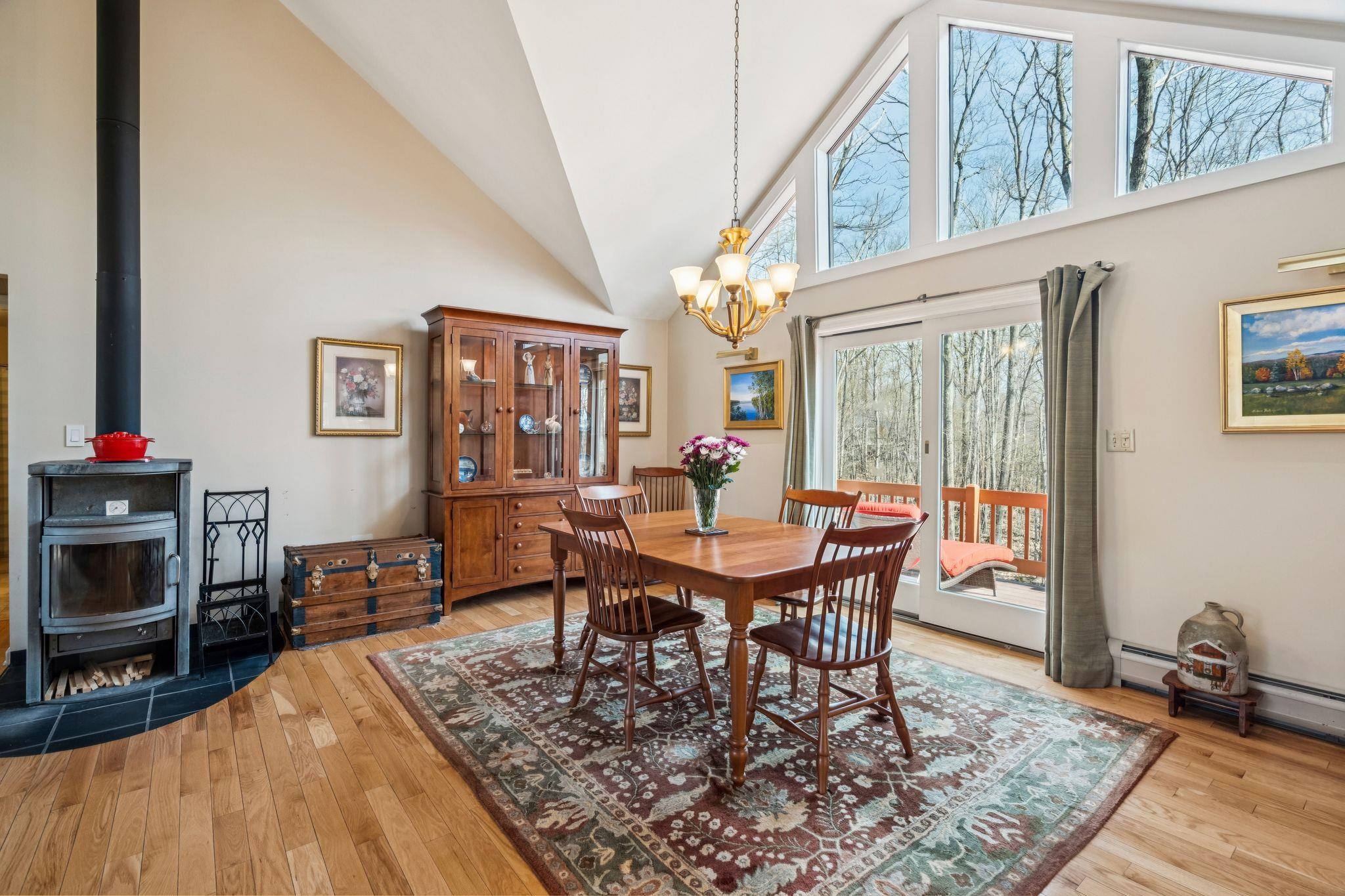 28 Summit Drive