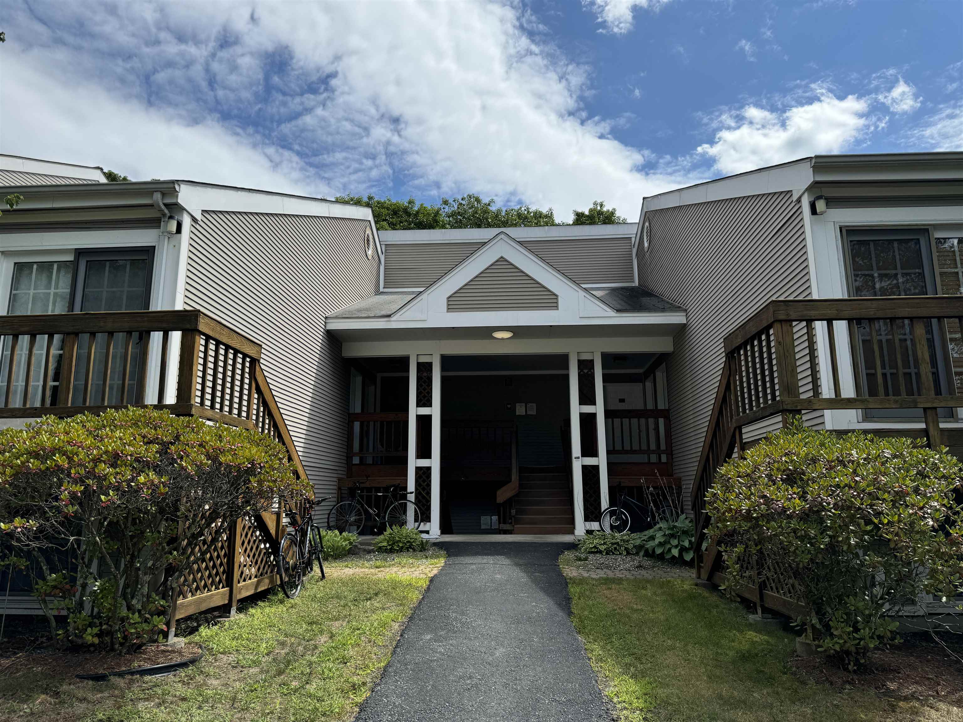 30 Wolf Road Unit: 612