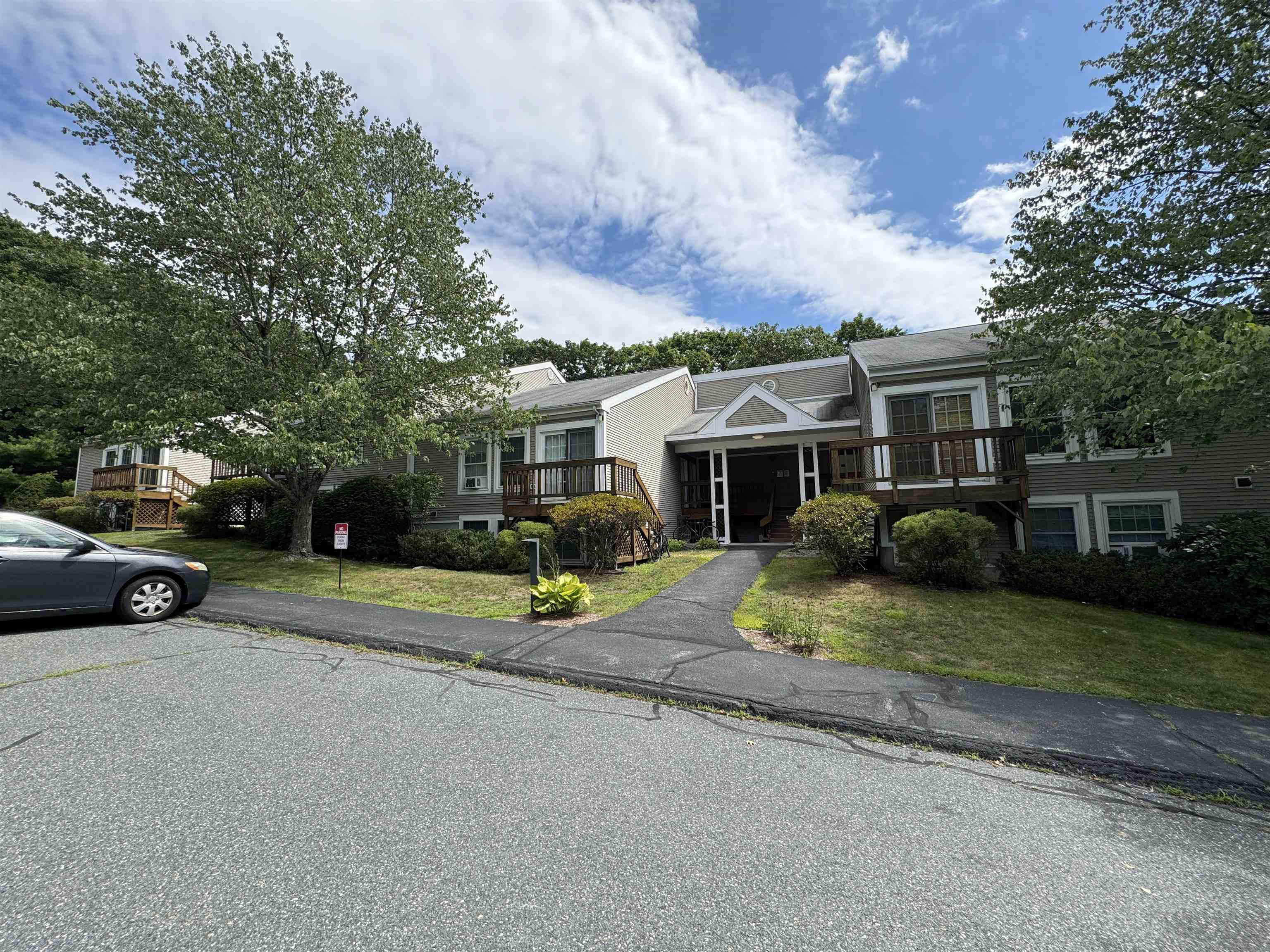 30 Wolf Road Unit: 612