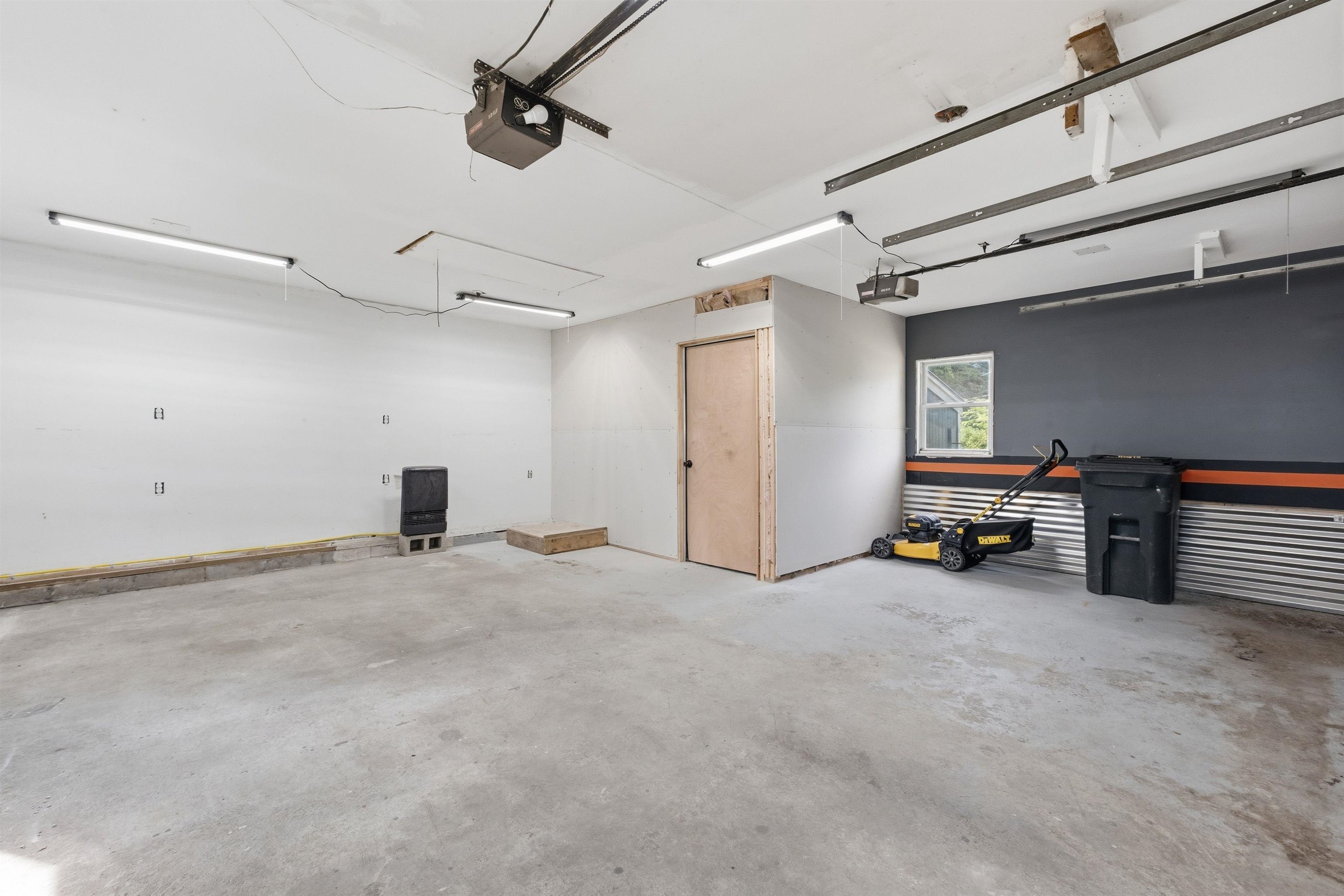 4 Skinner Street
