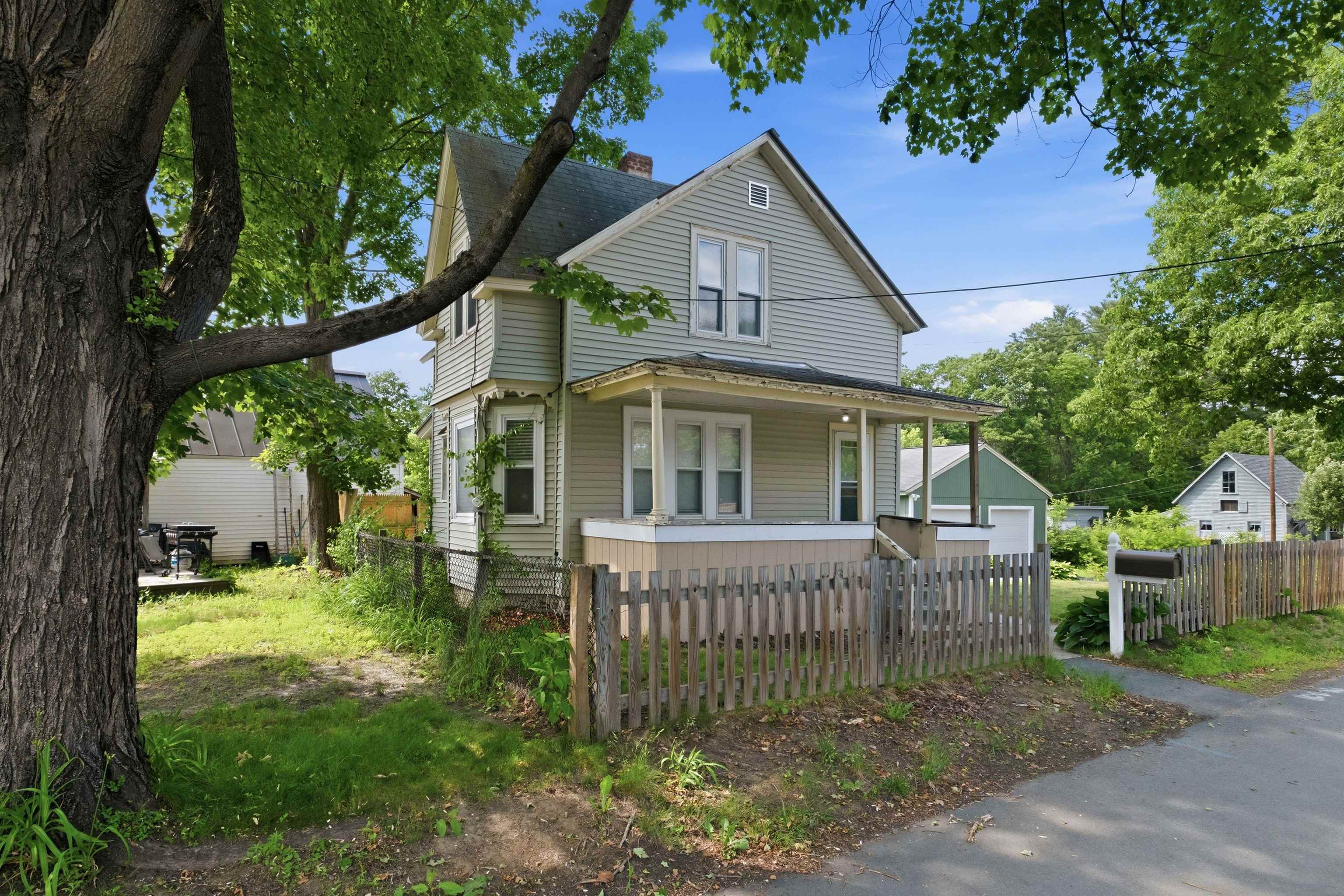 4 Skinner Street