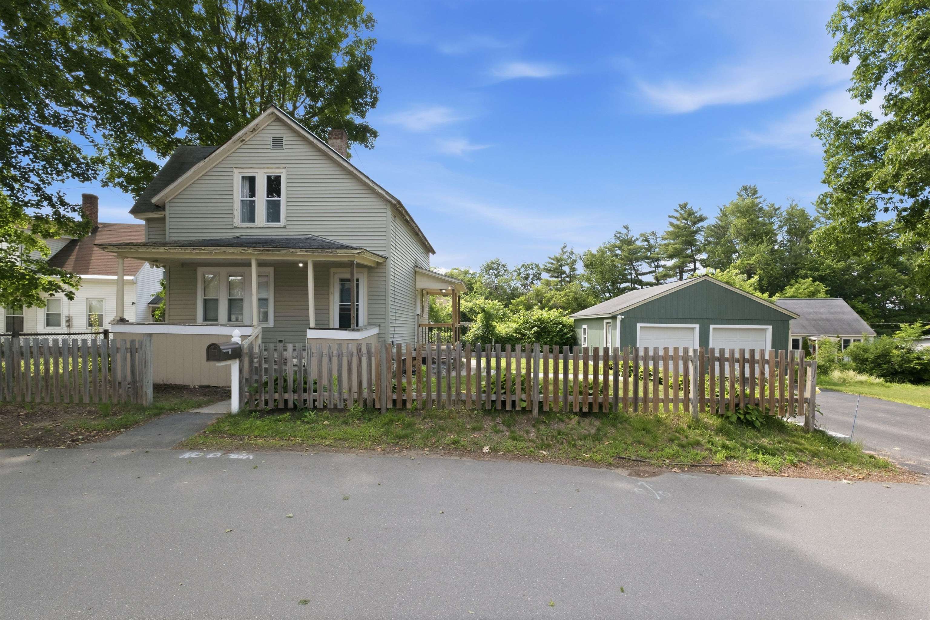 4 Skinner Street