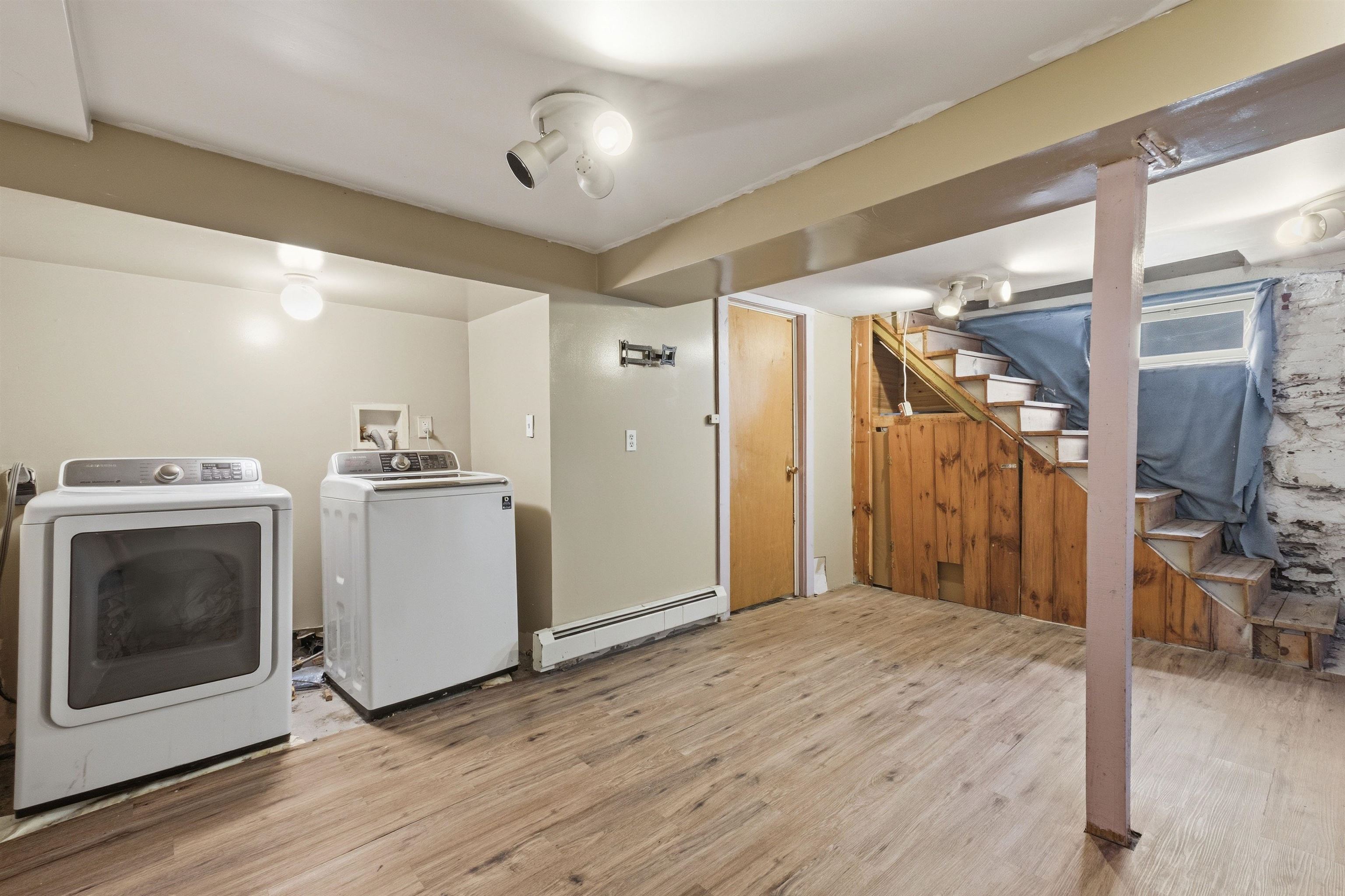 4 Skinner Street