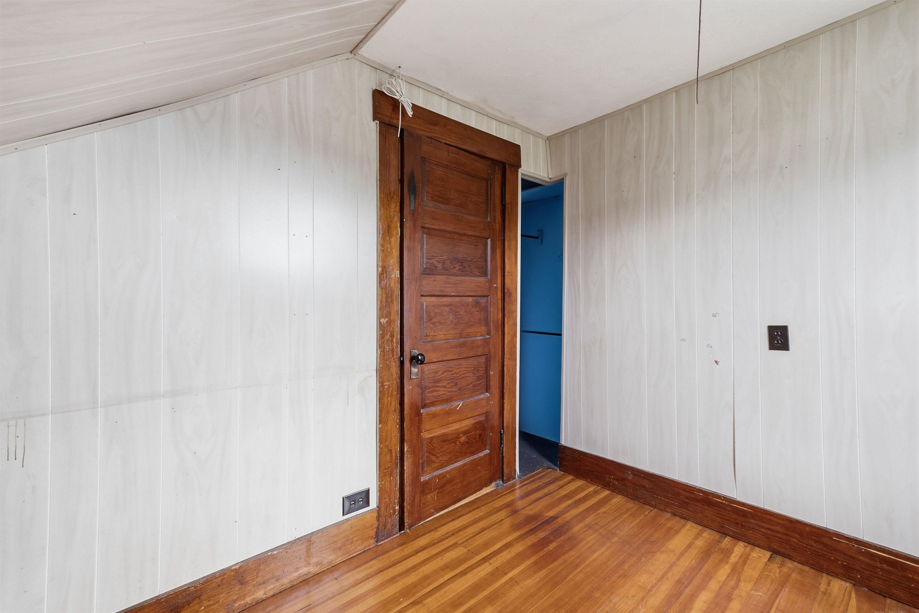 4 Skinner Street