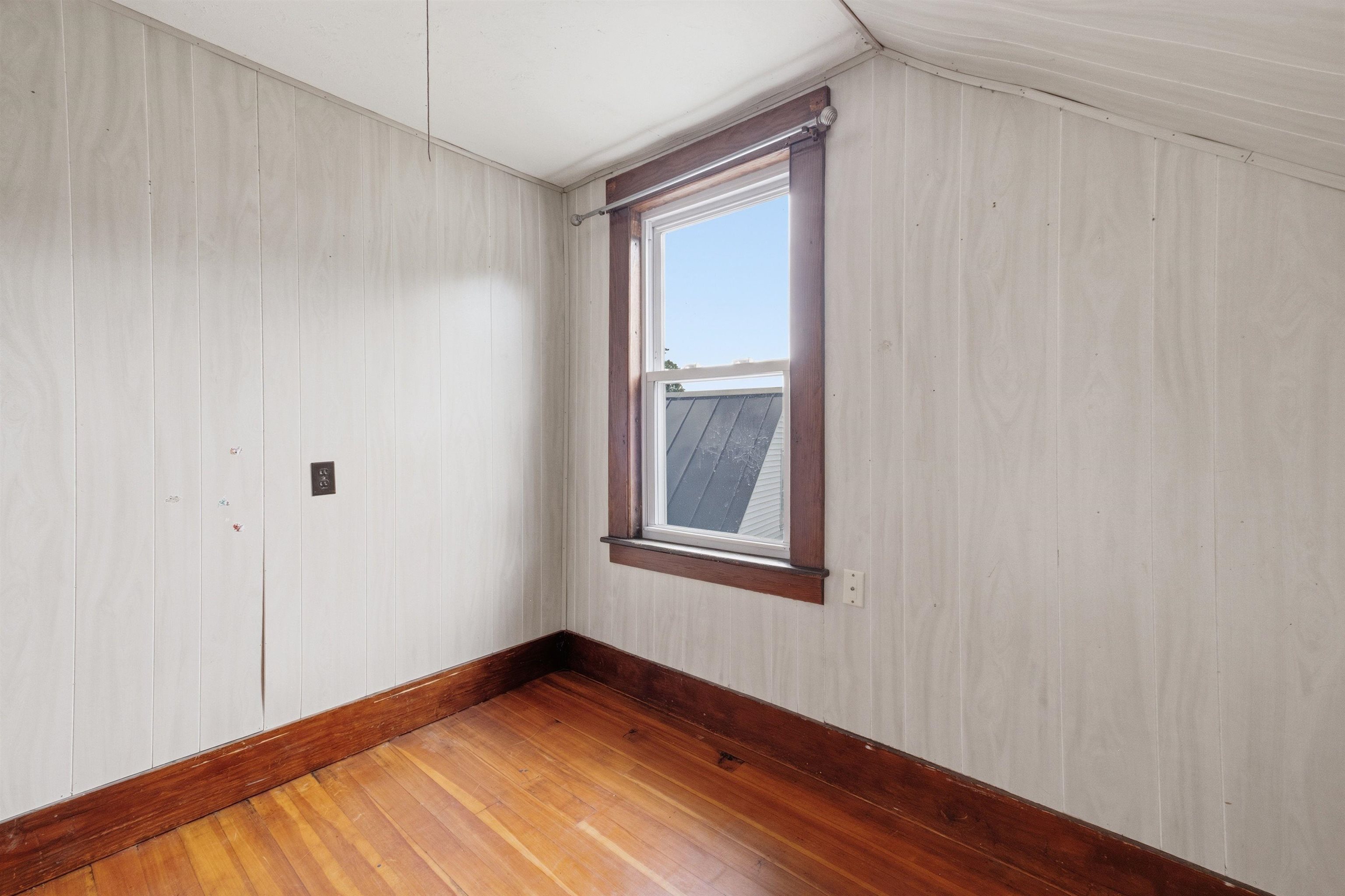 4 Skinner Street