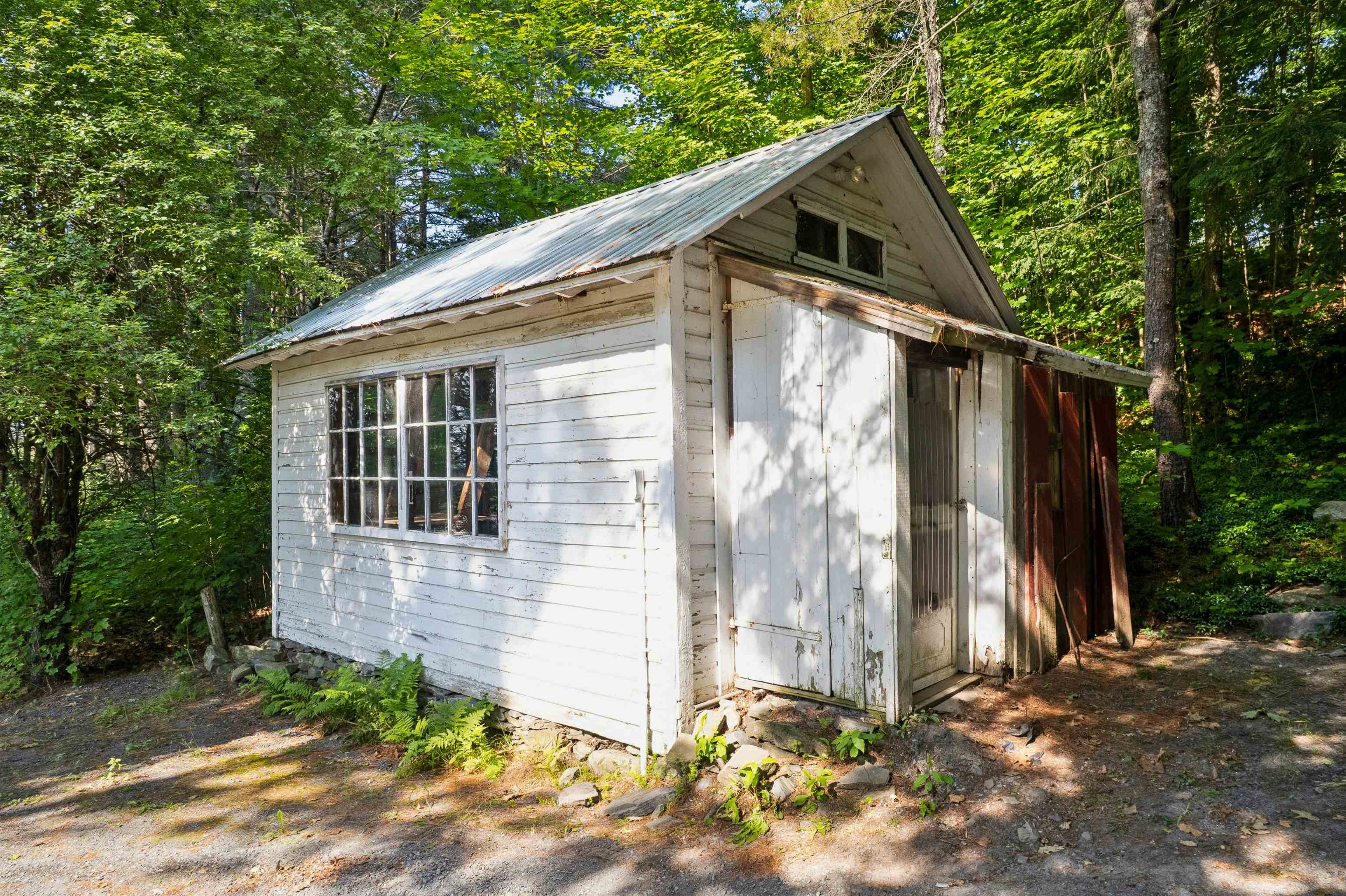 399 Academy Road