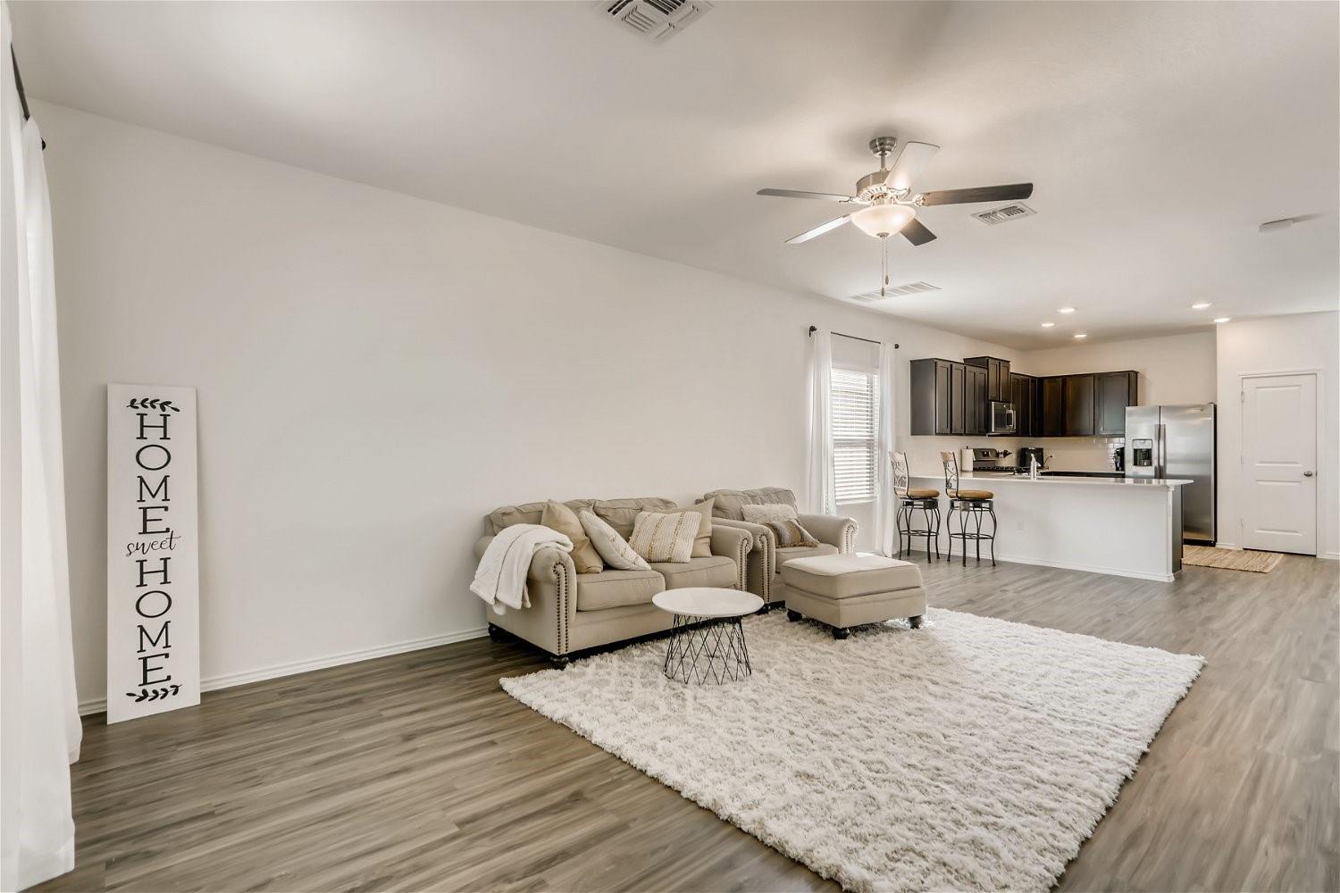 3901 Fort Collins WAY