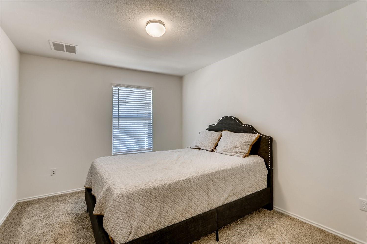 3901 Fort Collins WAY