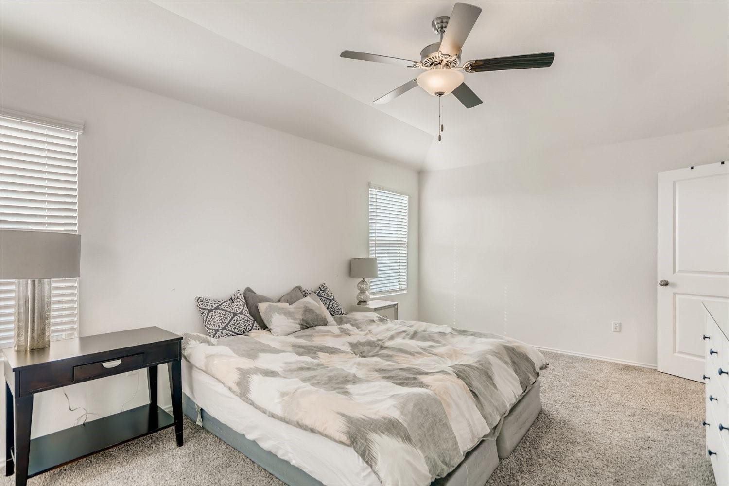 3901 Fort Collins WAY