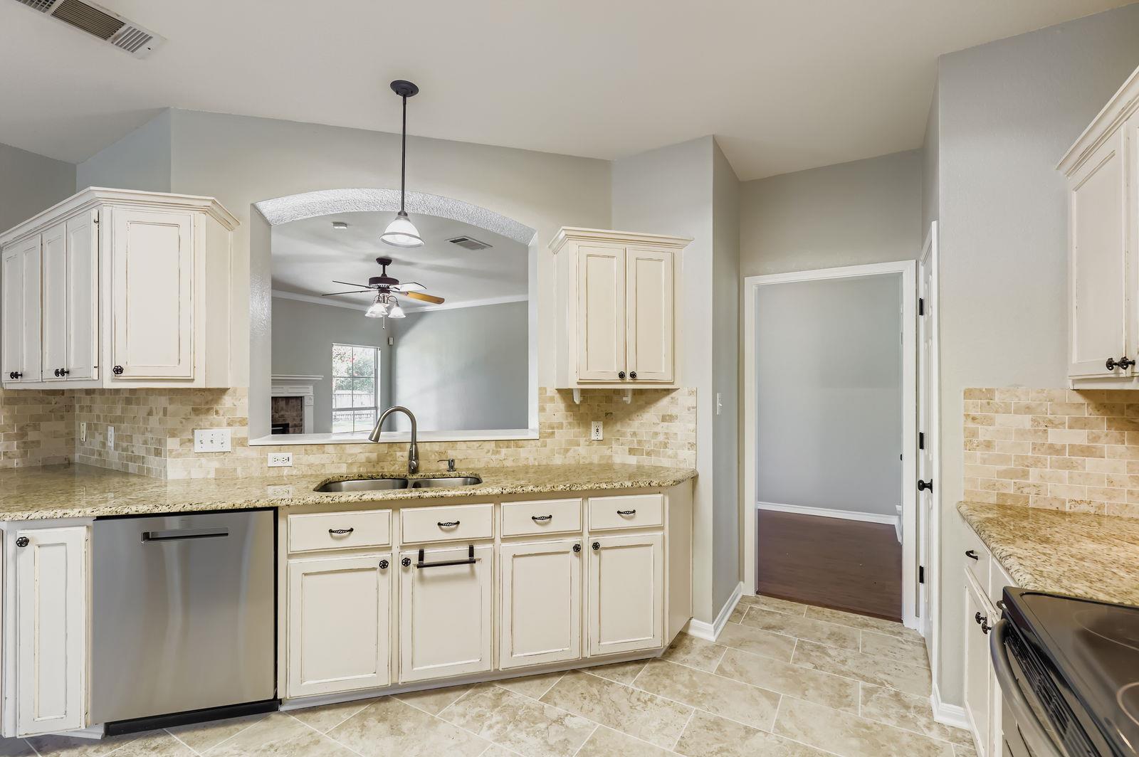 103 Pecos DR