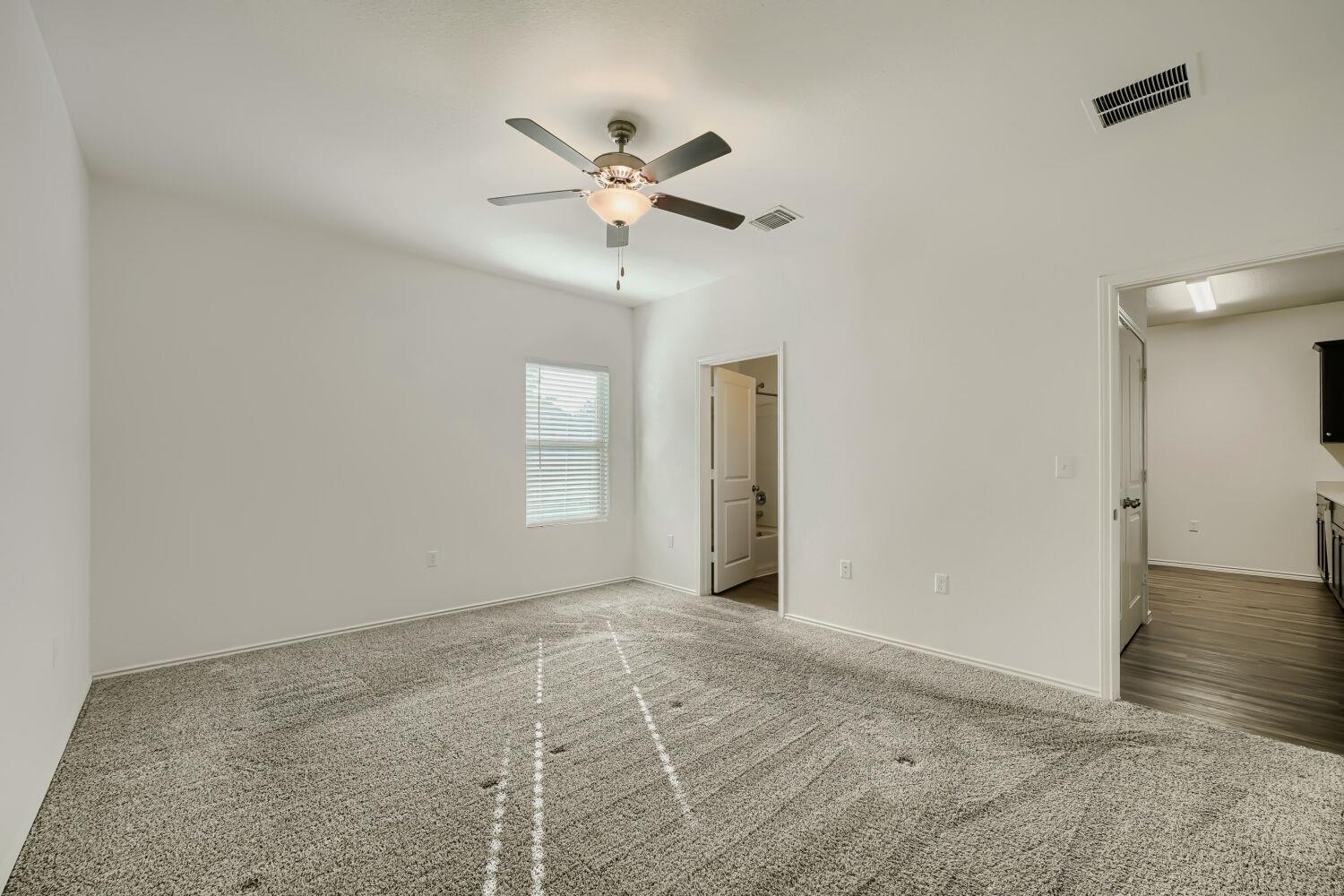 7001 Tonka LN