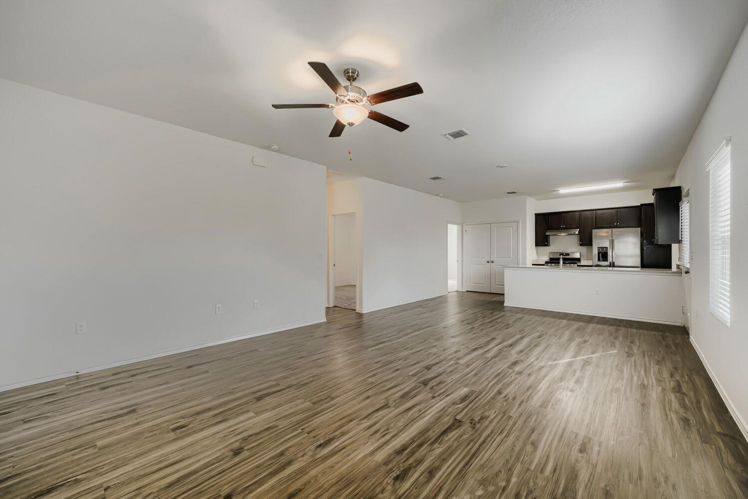 7001 Tonka LN