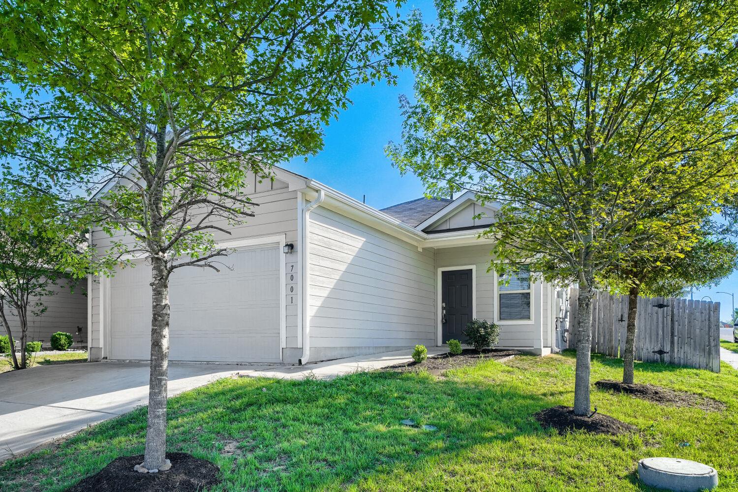 7001 Tonka LN