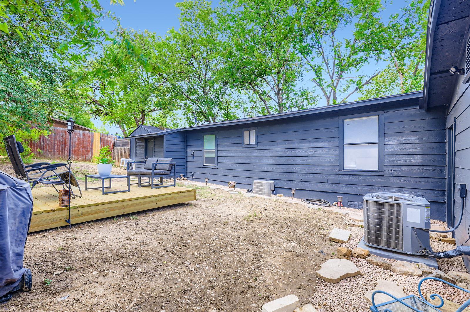 1428 Webberville RD