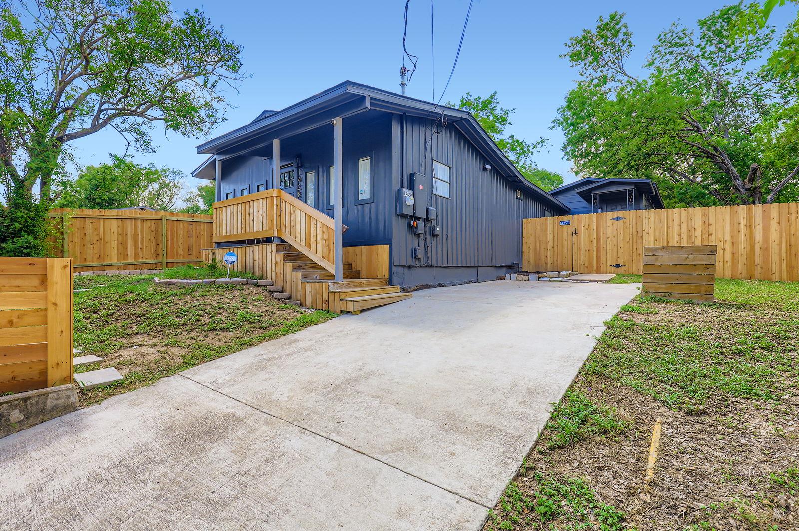 1428 Webberville RD
