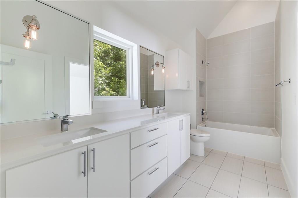 402 Powell CIR # 1