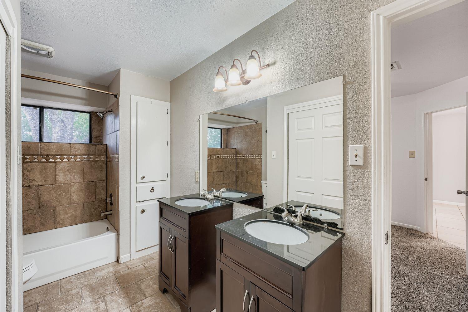 1403 Baronets TRL, Austin