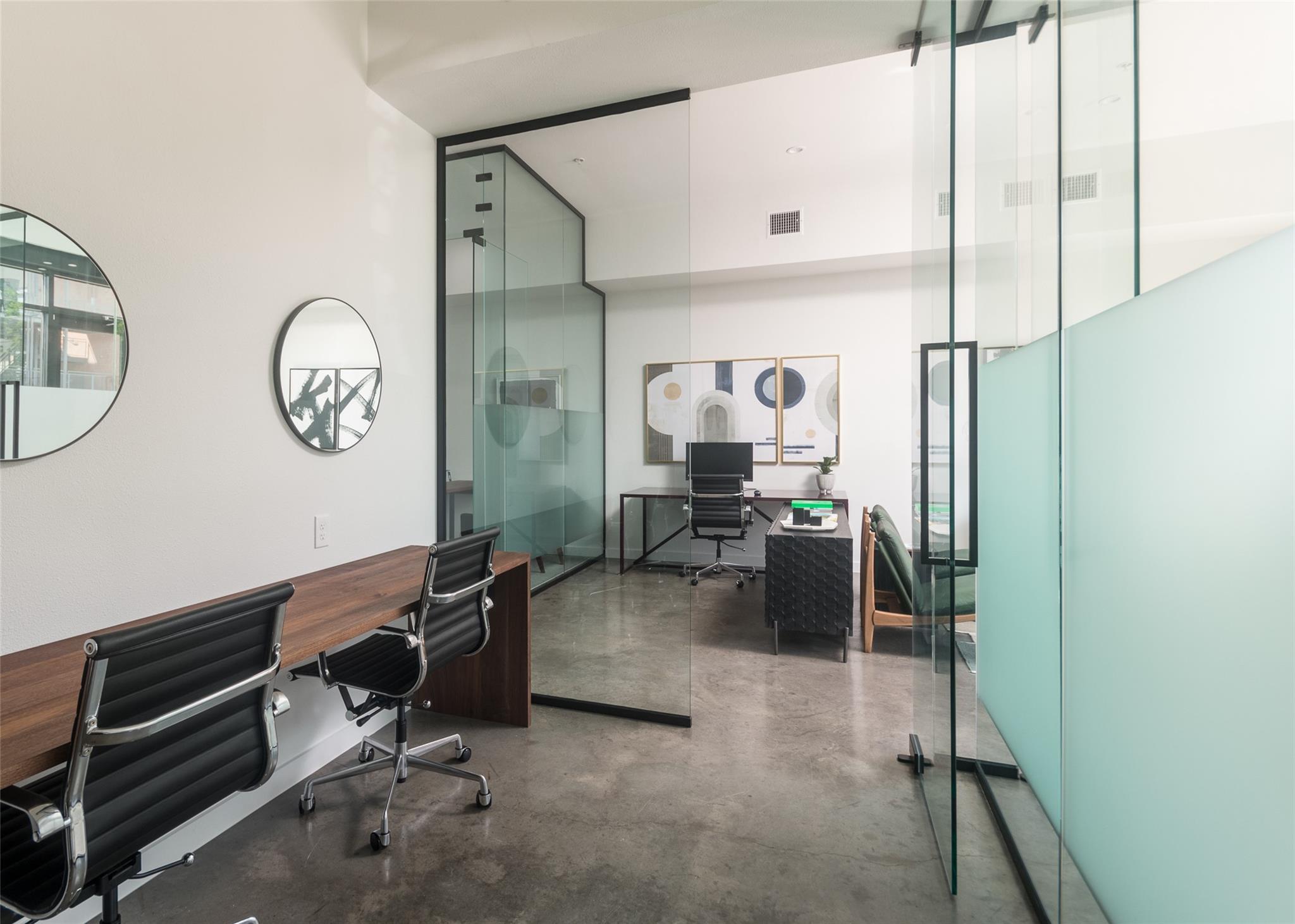 2525 S Lamar BLVD # 11