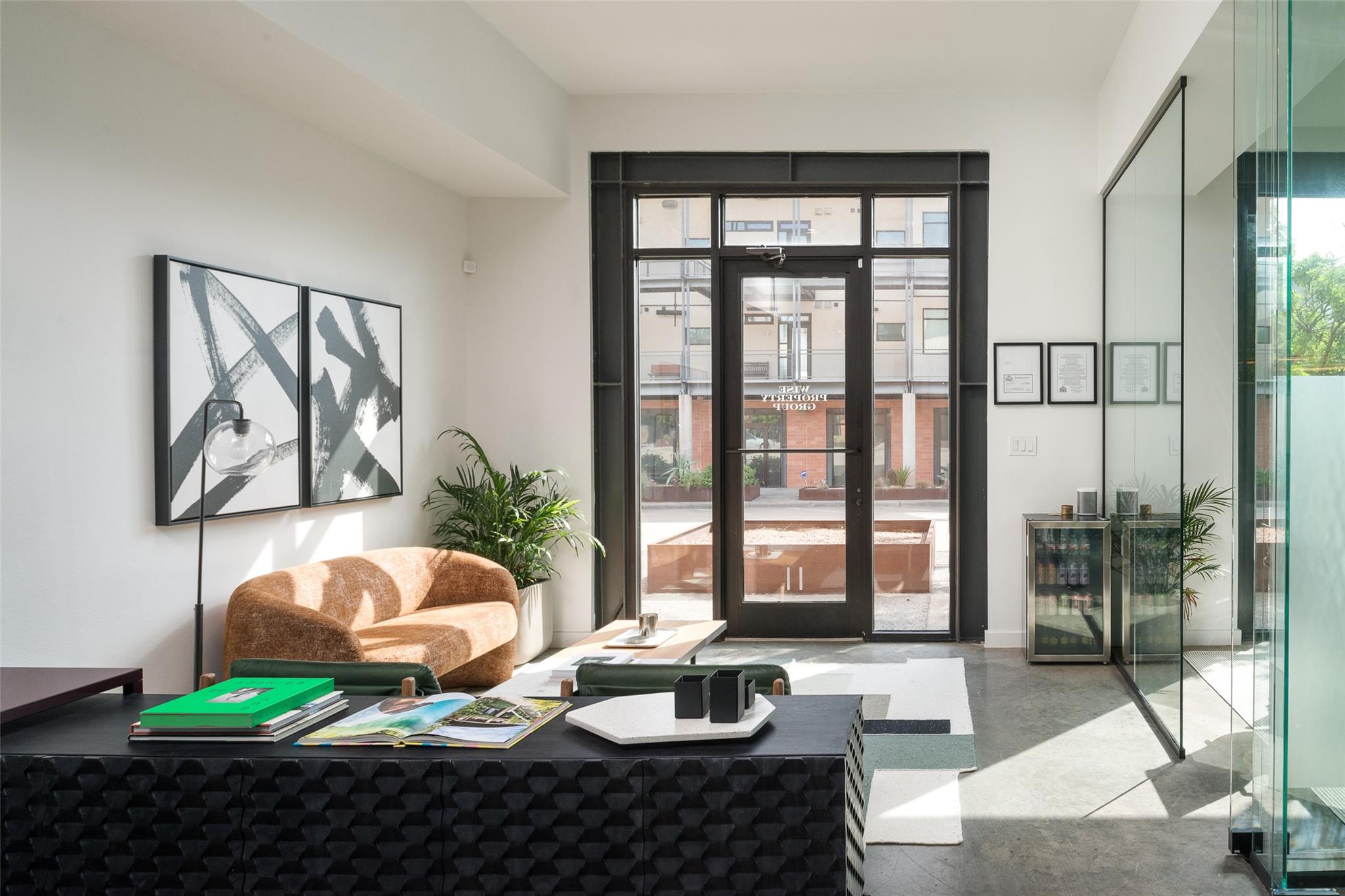 2525 S Lamar BLVD # 11