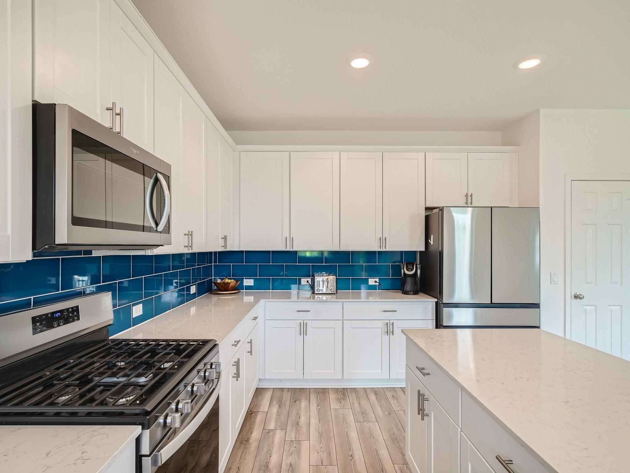 5301 Hallowell CT