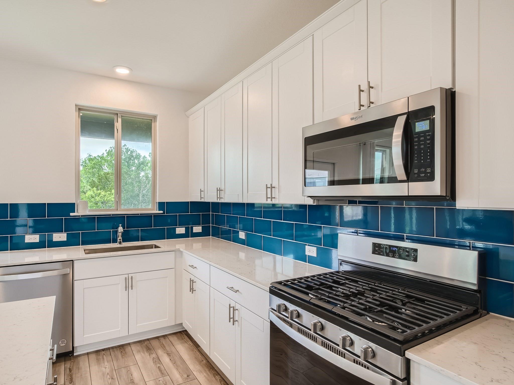 5301 Hallowell CT