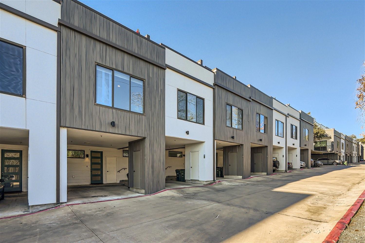 2804 S 1st ST # 1106