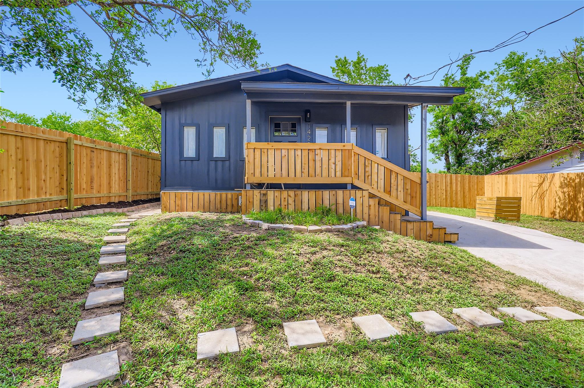 1428 Webberville RD Unit: 1&2