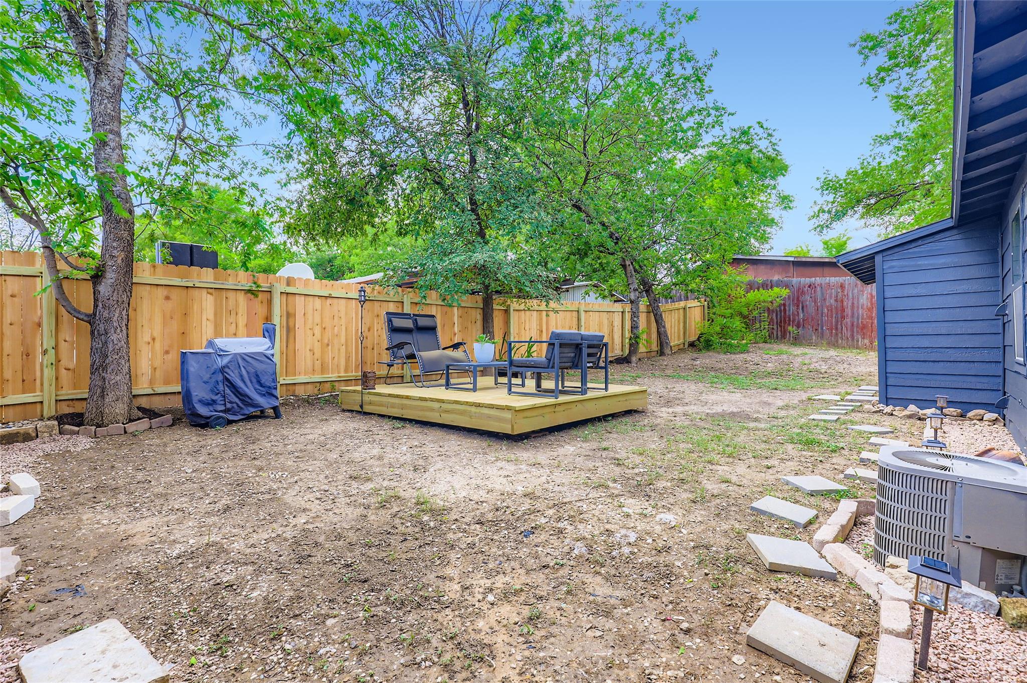 1428 Webberville RD Unit: 1&2