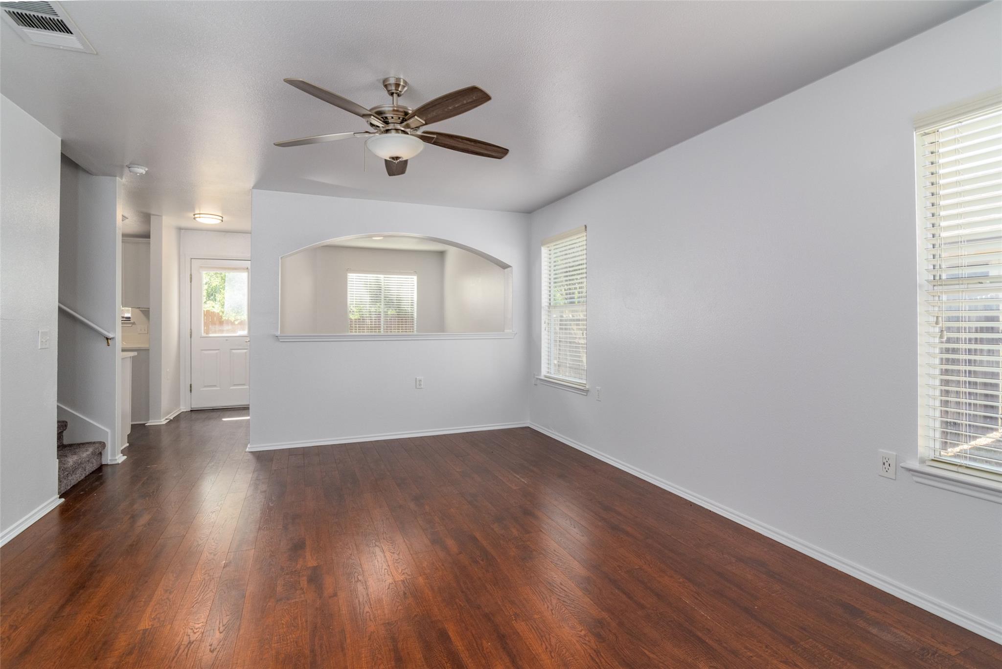 608 Colonial Park BLVD