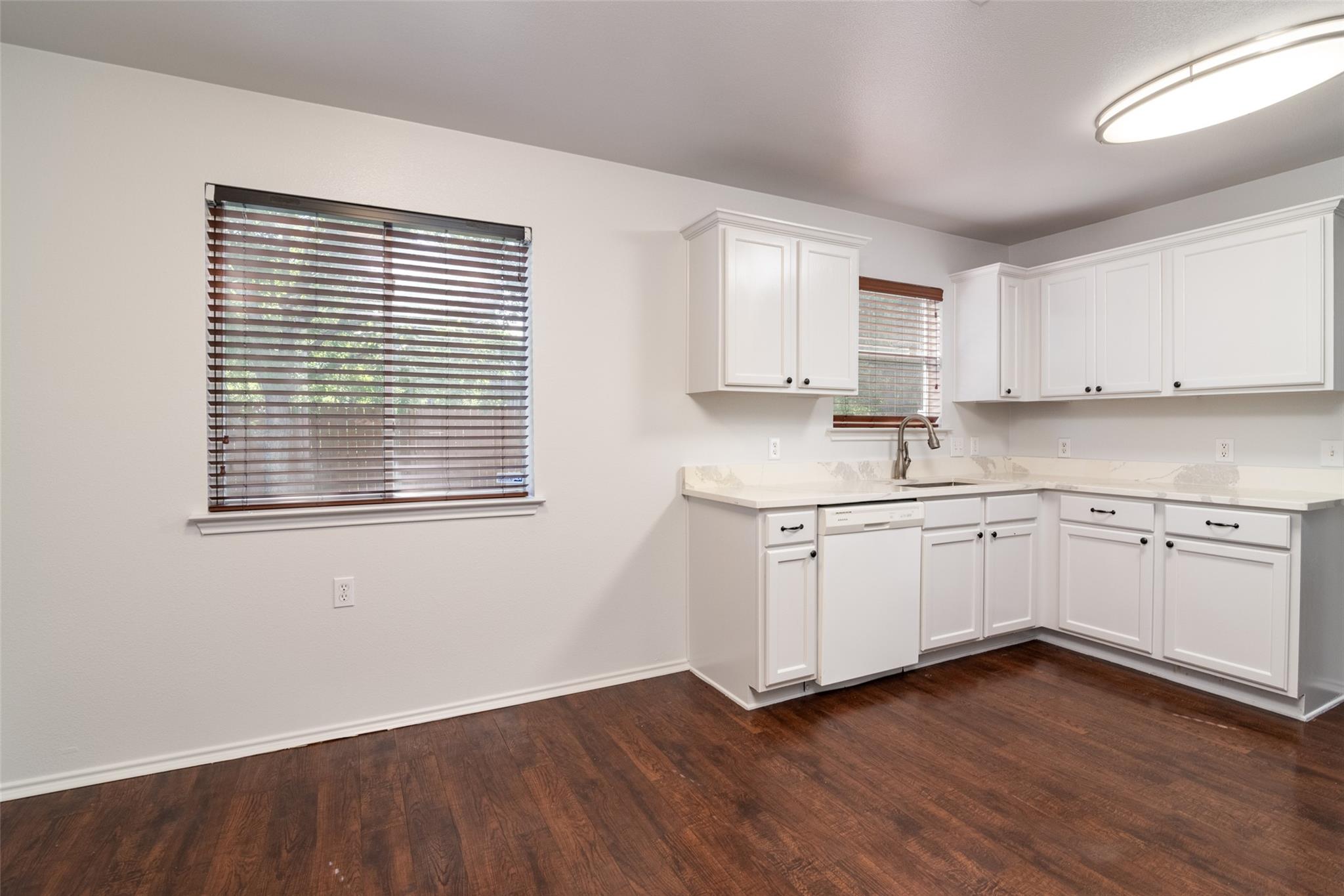 608 Colonial Park BLVD