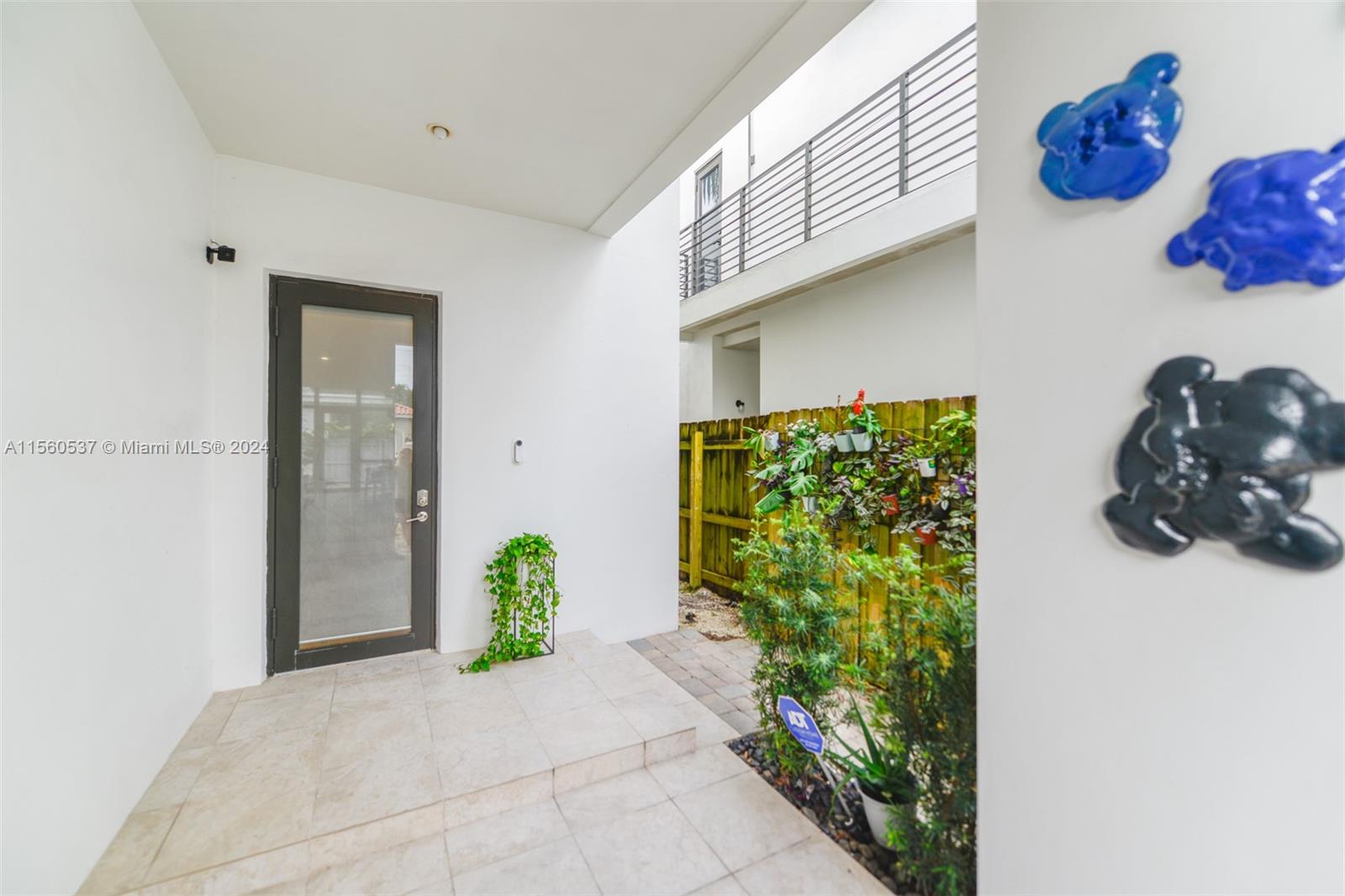 3241 Percival Ave # 3241