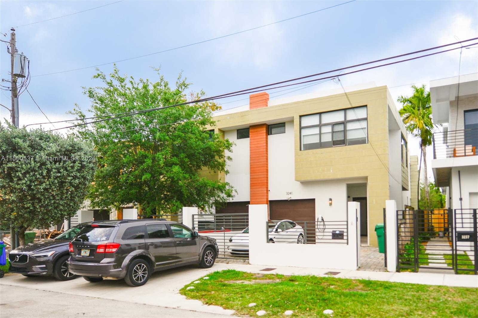 3241 Percival Ave # 3241